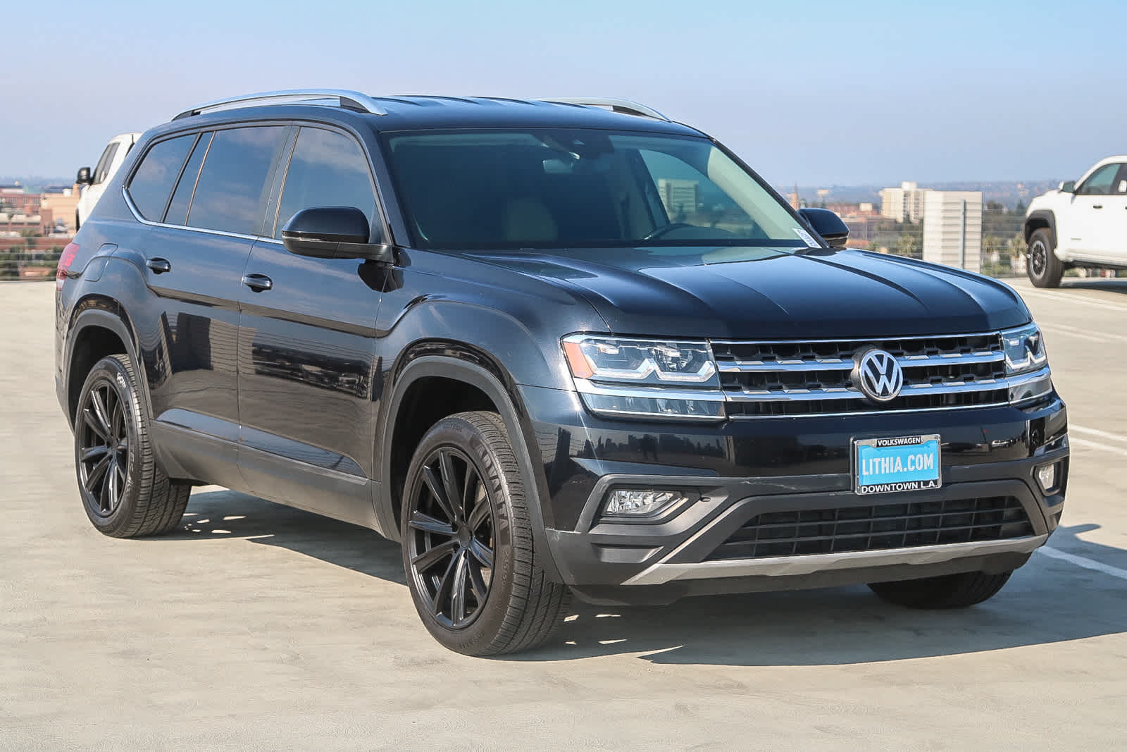 Thumbnail: 2018 Volkswagen Atlas - 3