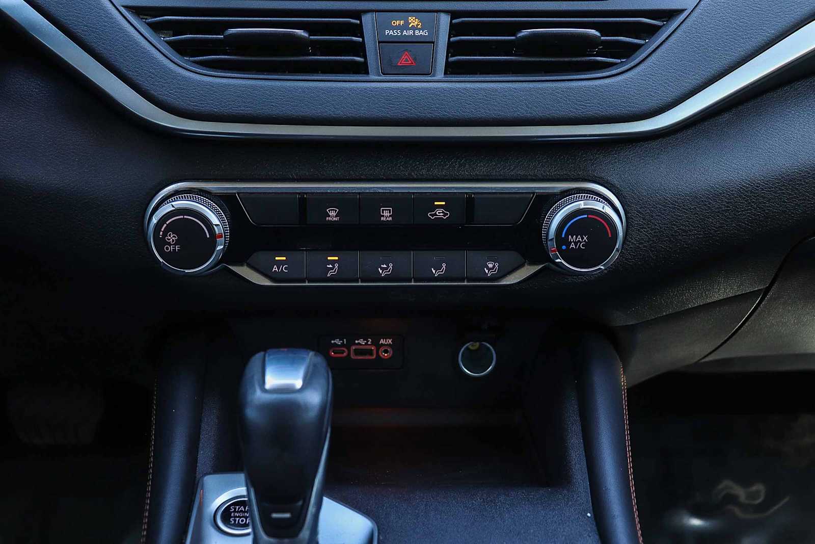 Thumbnail: 2020 Nissan Altima - 14