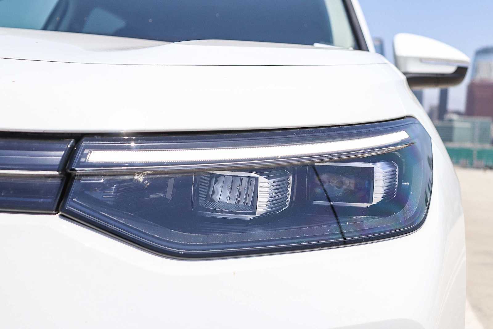 Thumbnail: 2025 Volkswagen Tiguan - 7