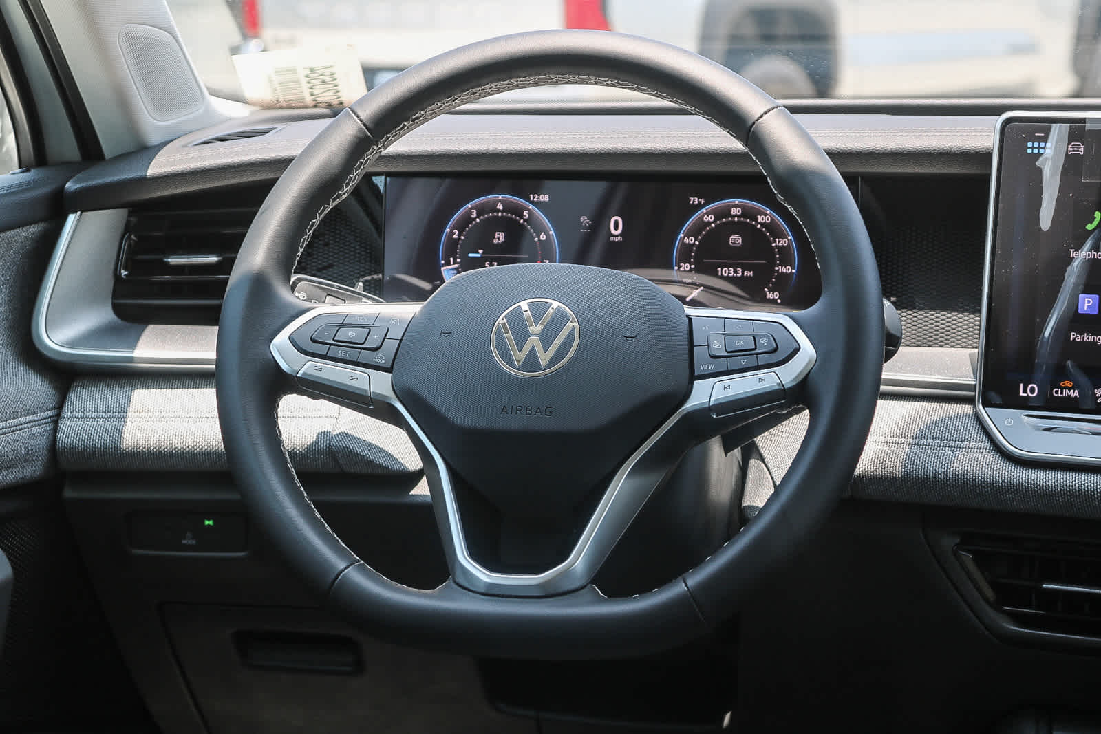 Thumbnail: 2025 Volkswagen Tiguan - 16