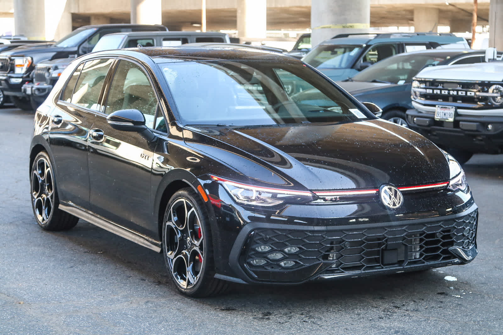2025 Volkswagen Golf GTI Autobahn photo 3