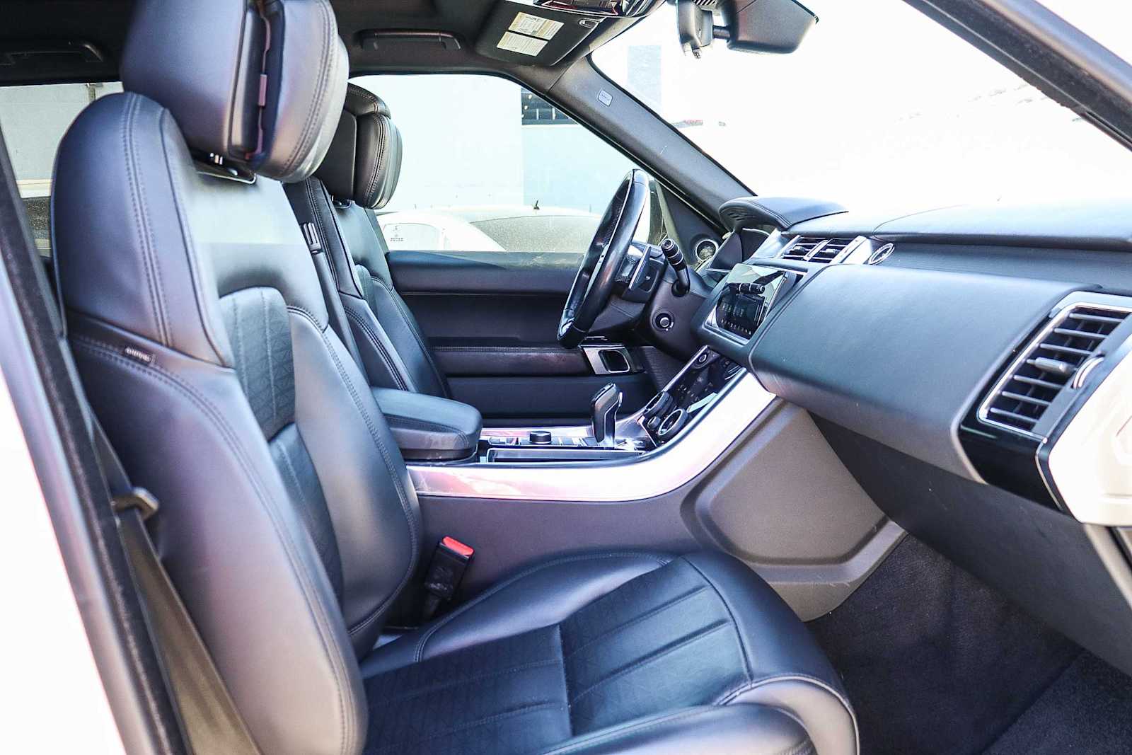 Thumbnail: 2018 Land Rover Range Rover Sport - 15