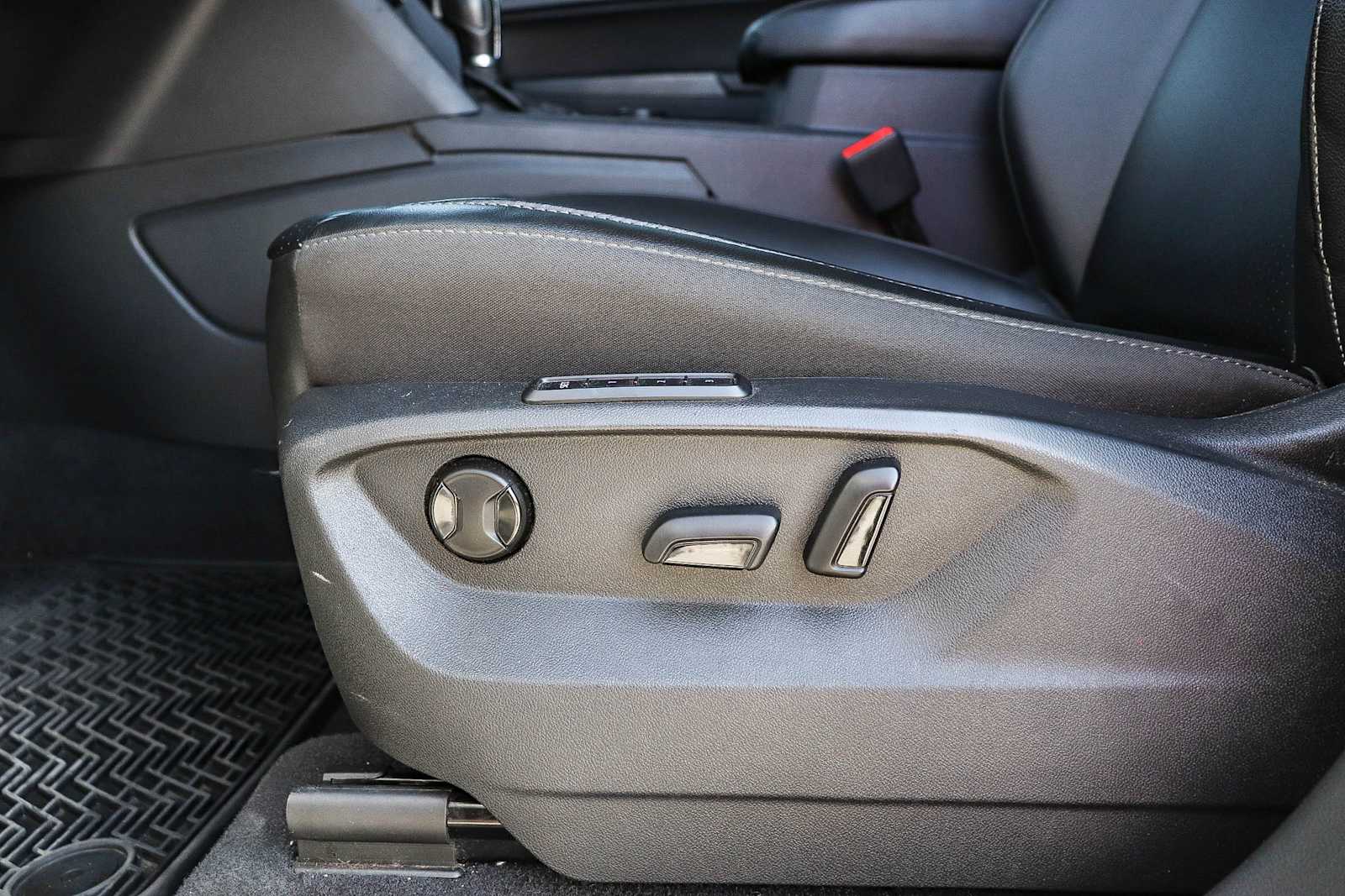 Thumbnail: 2019 Volkswagen Atlas - 23