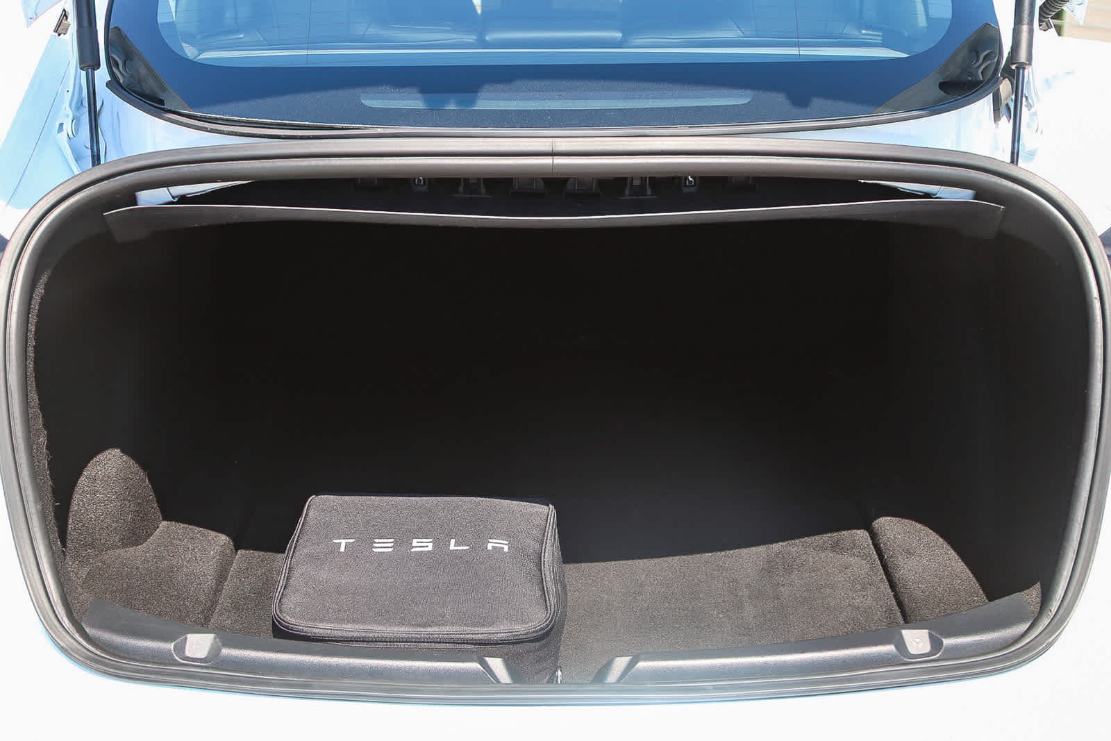Thumbnail: 2019 Tesla Model 3 - 24