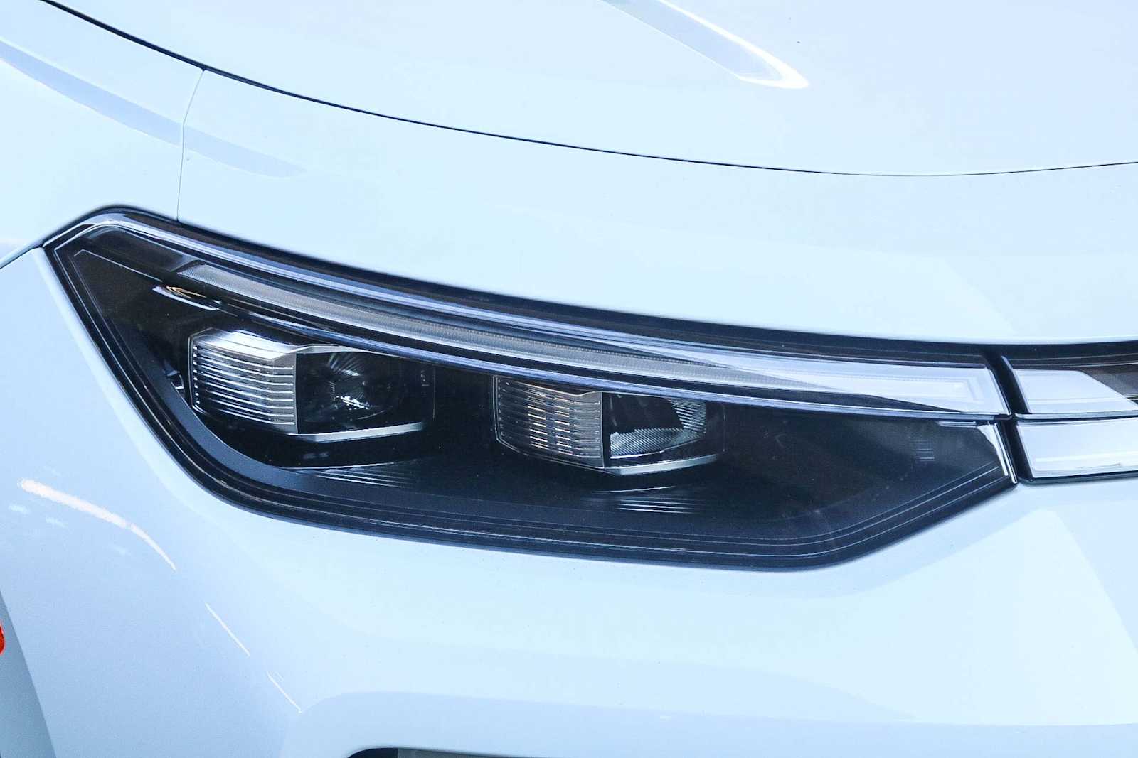 Thumbnail: 2025 Volkswagen Tiguan - 4
