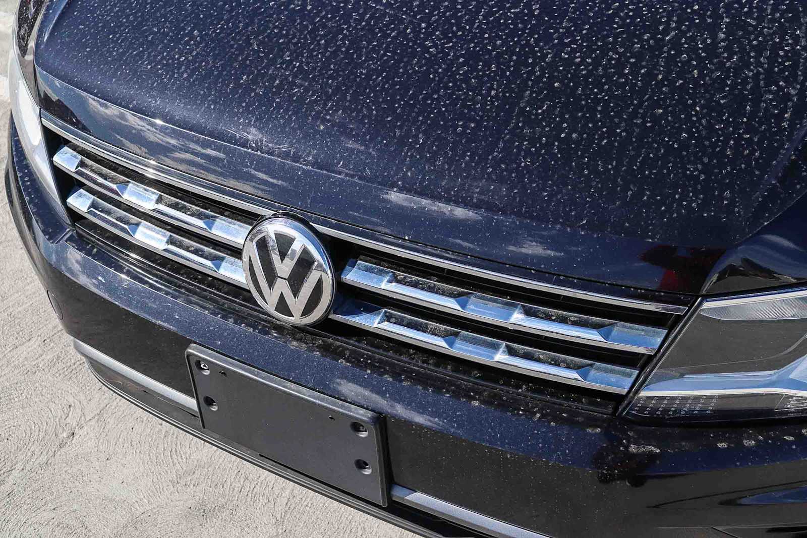 Thumbnail: 2020 Volkswagen Tiguan - 8