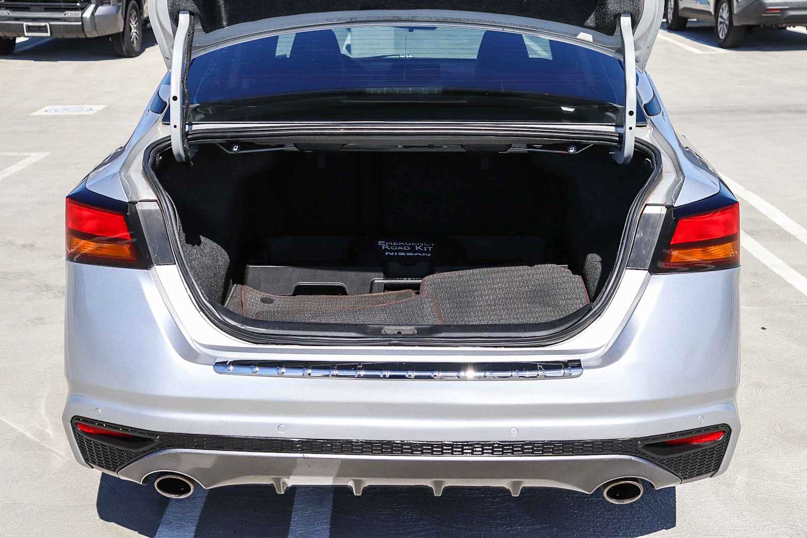 Thumbnail: 2020 Nissan Altima - 27