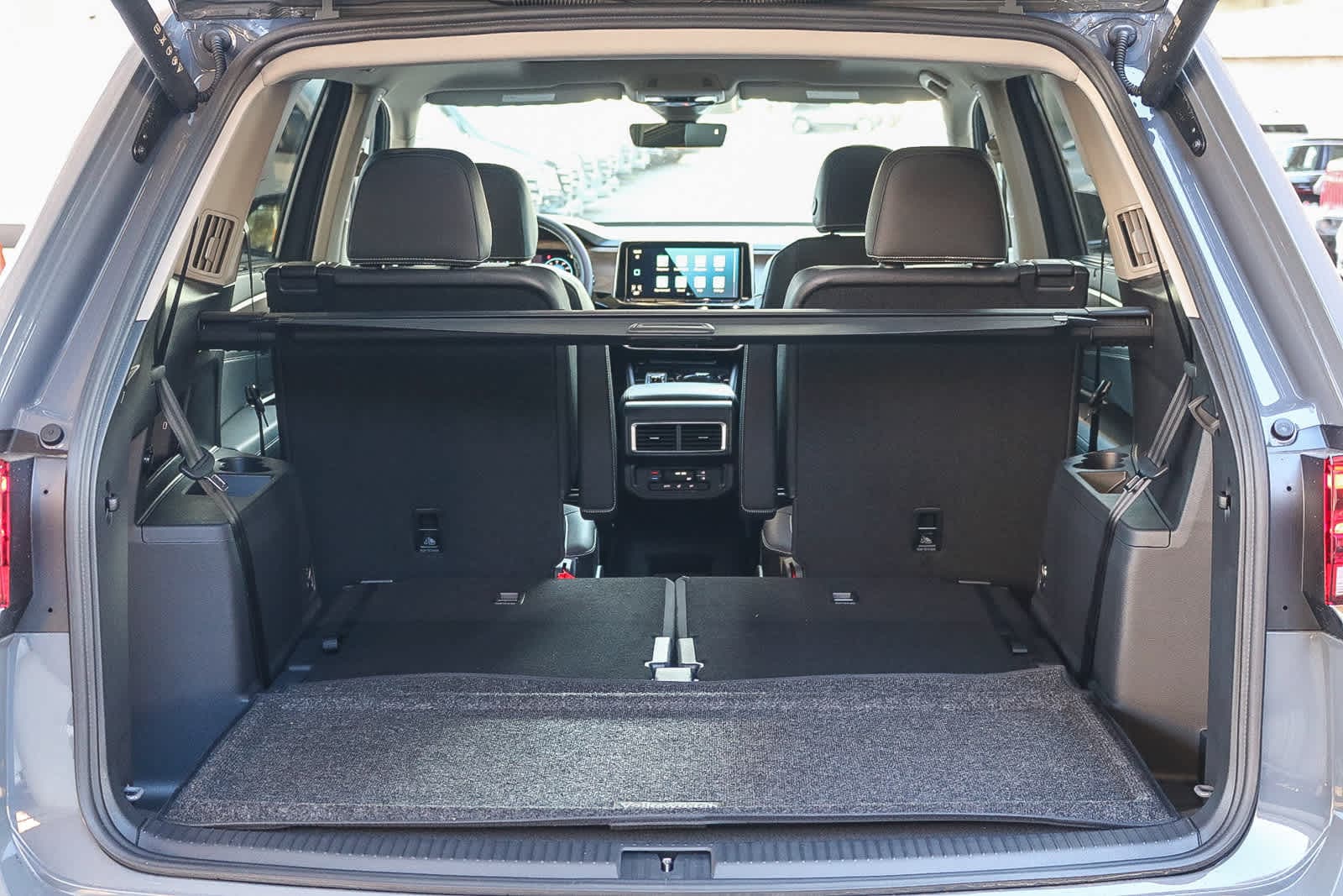 Thumbnail: 2026 Volkswagen Atlas - 12