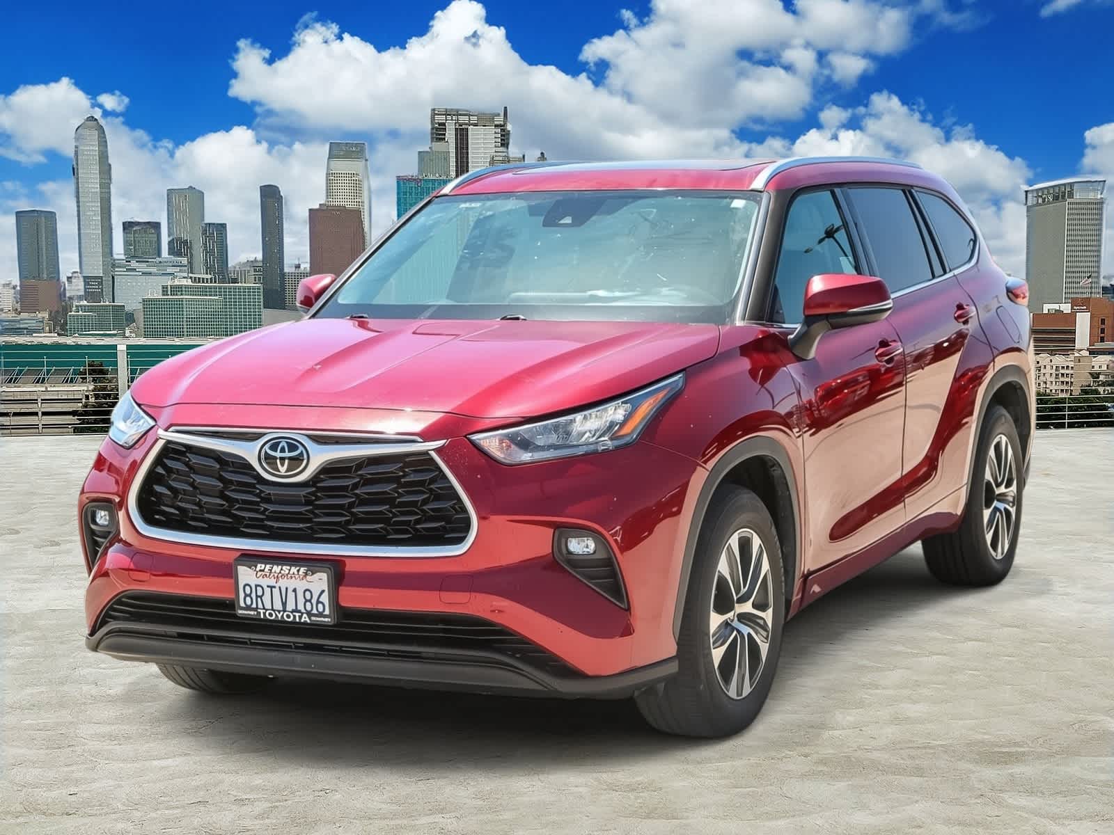 2020 Toyota Highlander XLE -
                  Los Angeles, CA