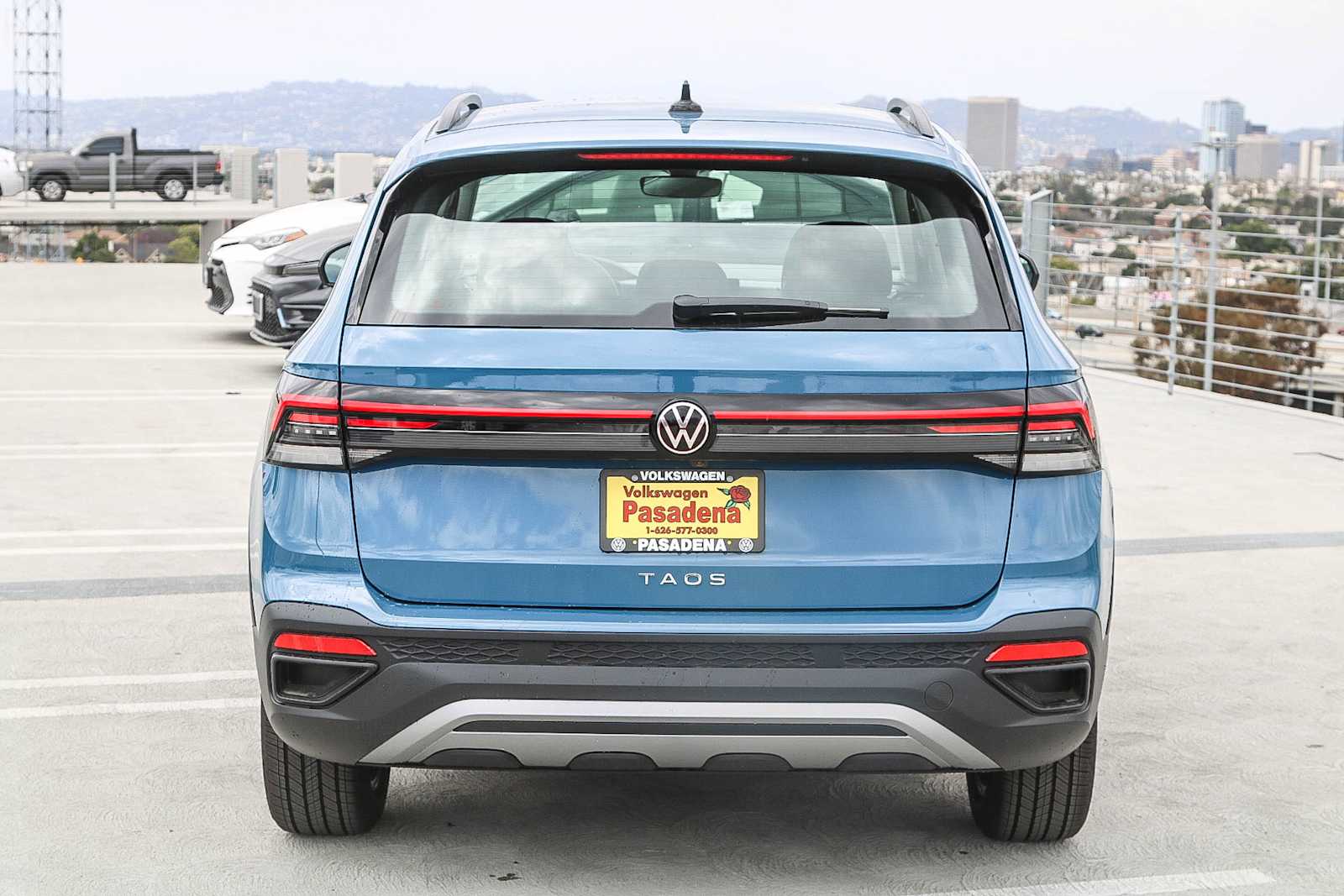 Thumbnail: 2025 Volkswagen Taos - 7