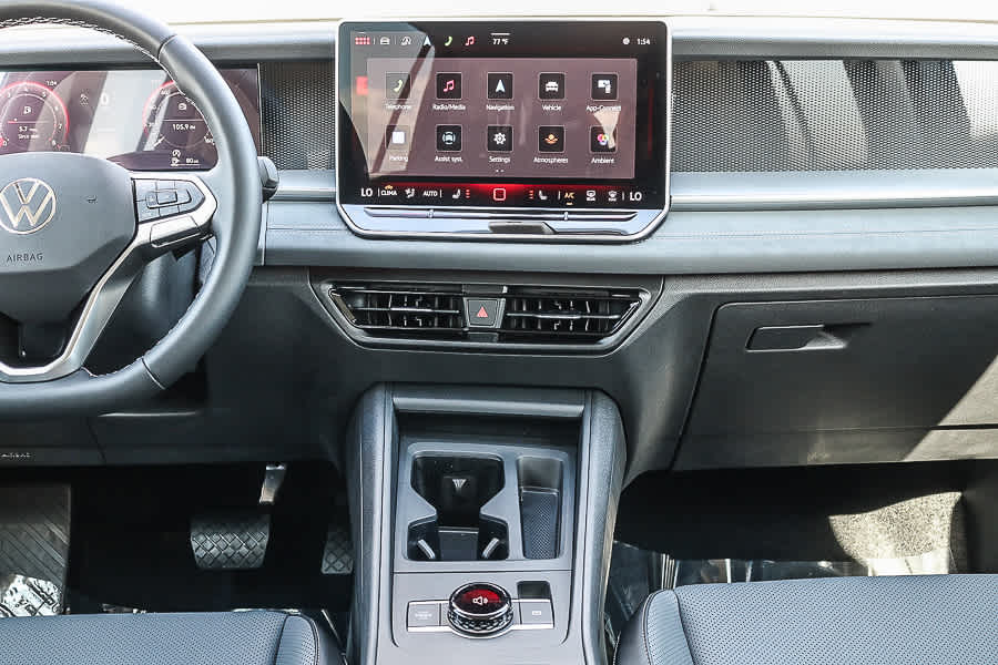 Thumbnail: 2025 Volkswagen Tiguan - 14