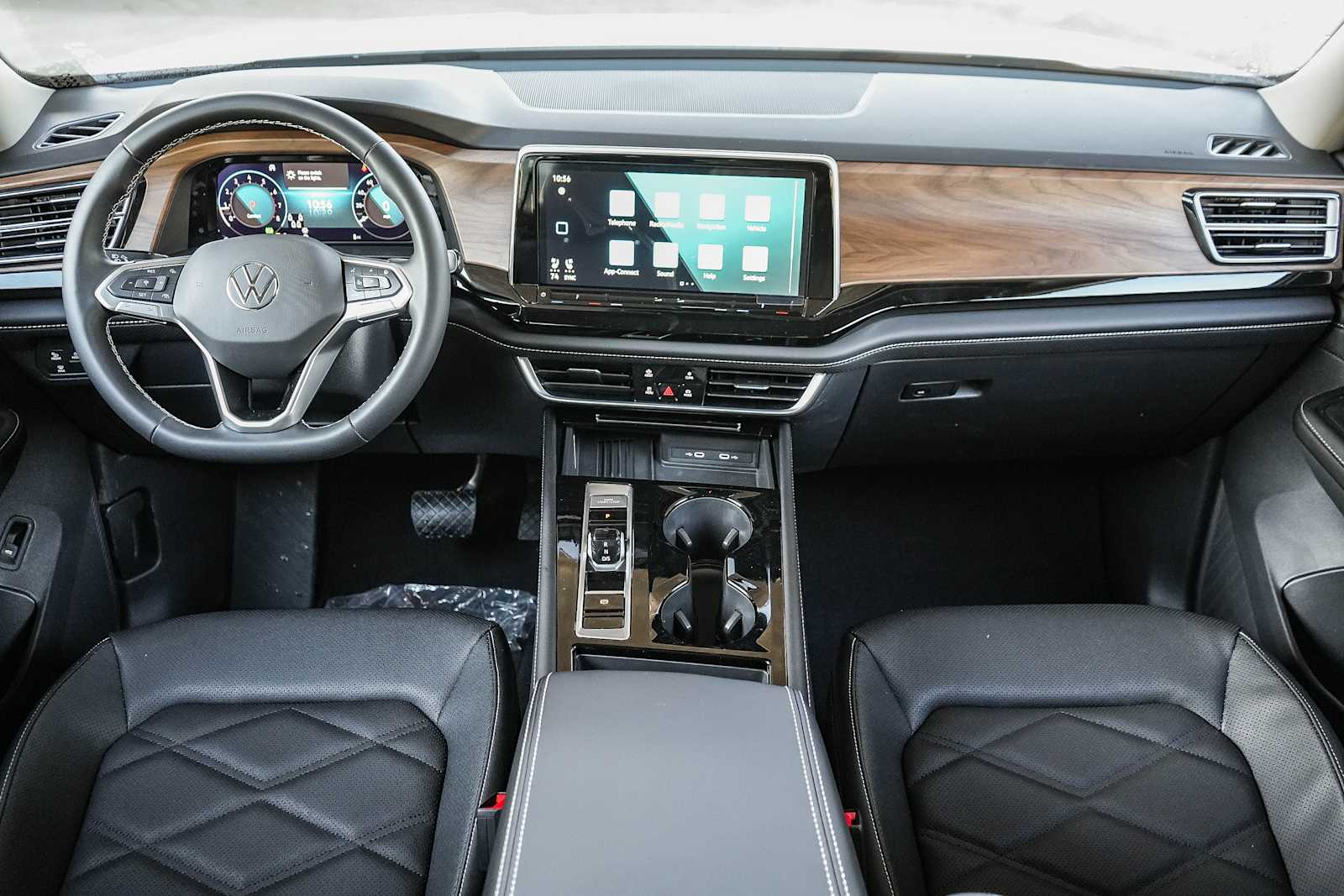 Thumbnail: 2026 Volkswagen Atlas - 14