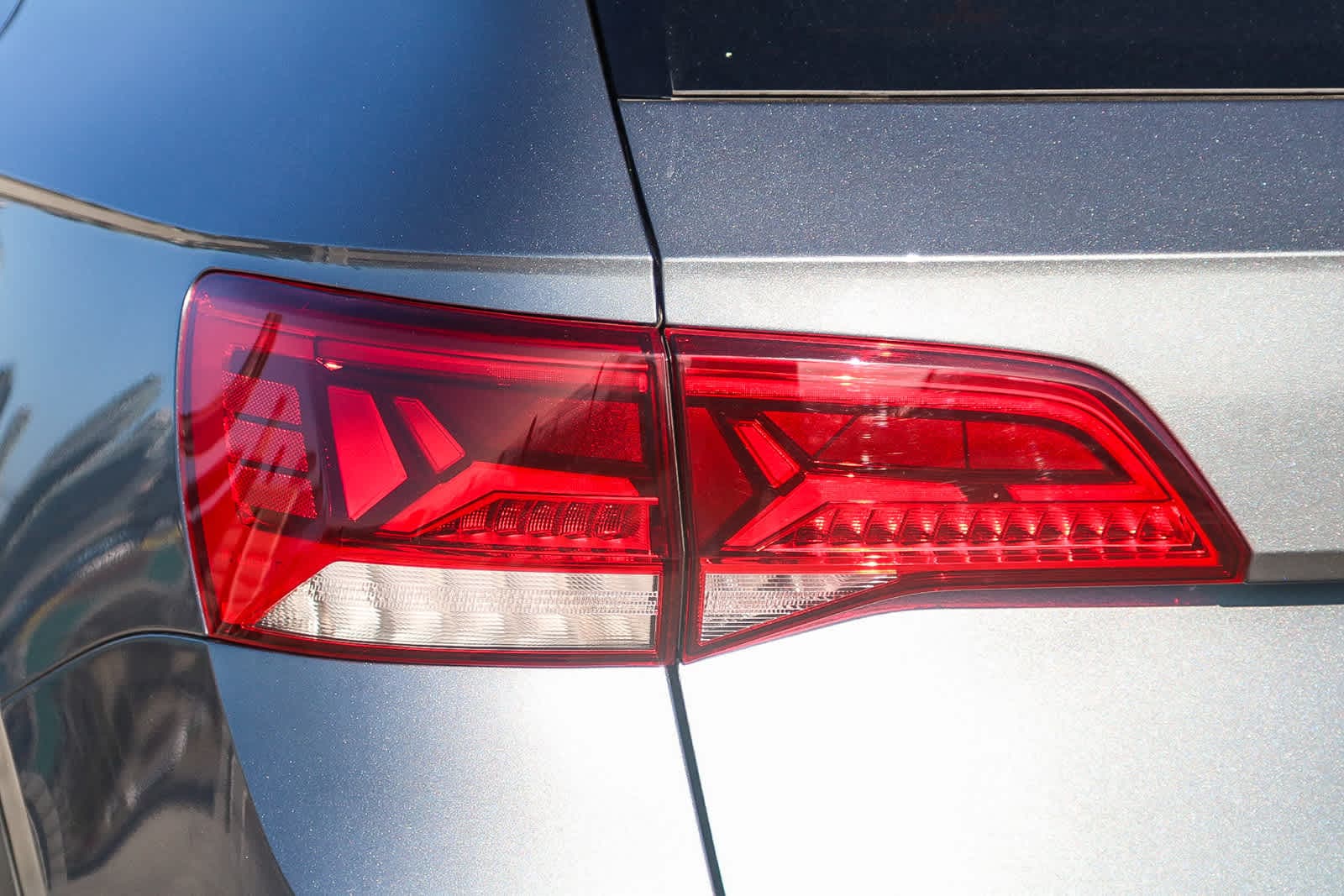 Thumbnail: 2022 Volkswagen Taos - 9