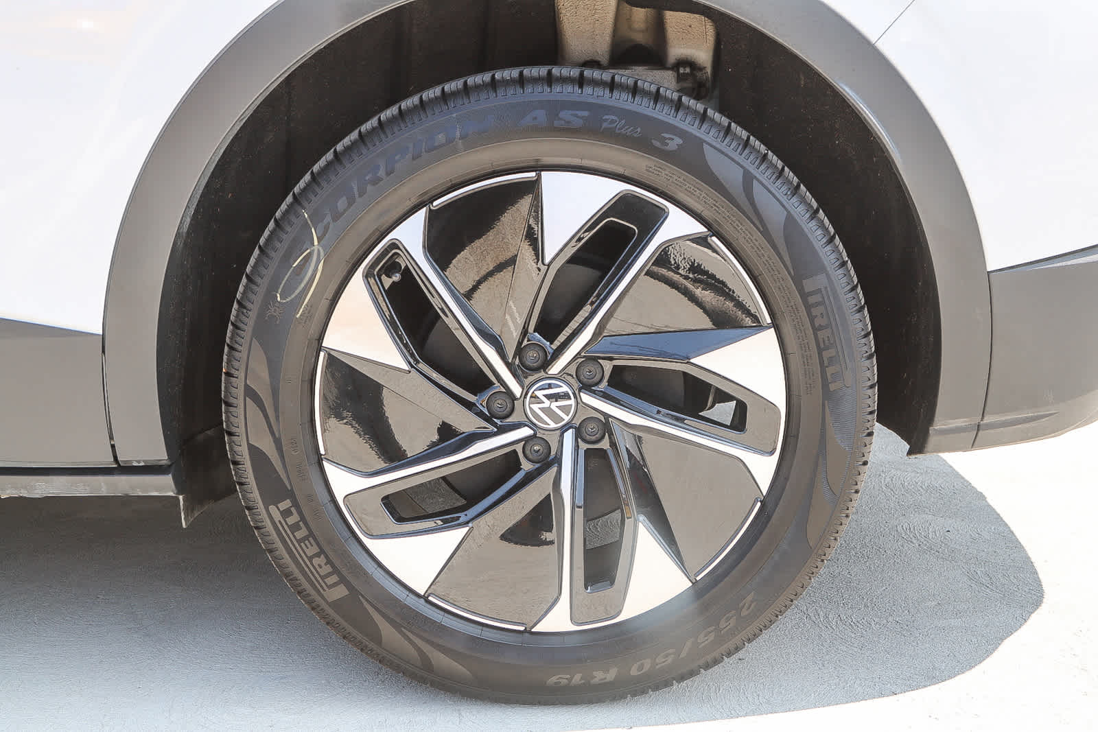 Thumbnail: 2022 Volkswagen ID.4 - 10