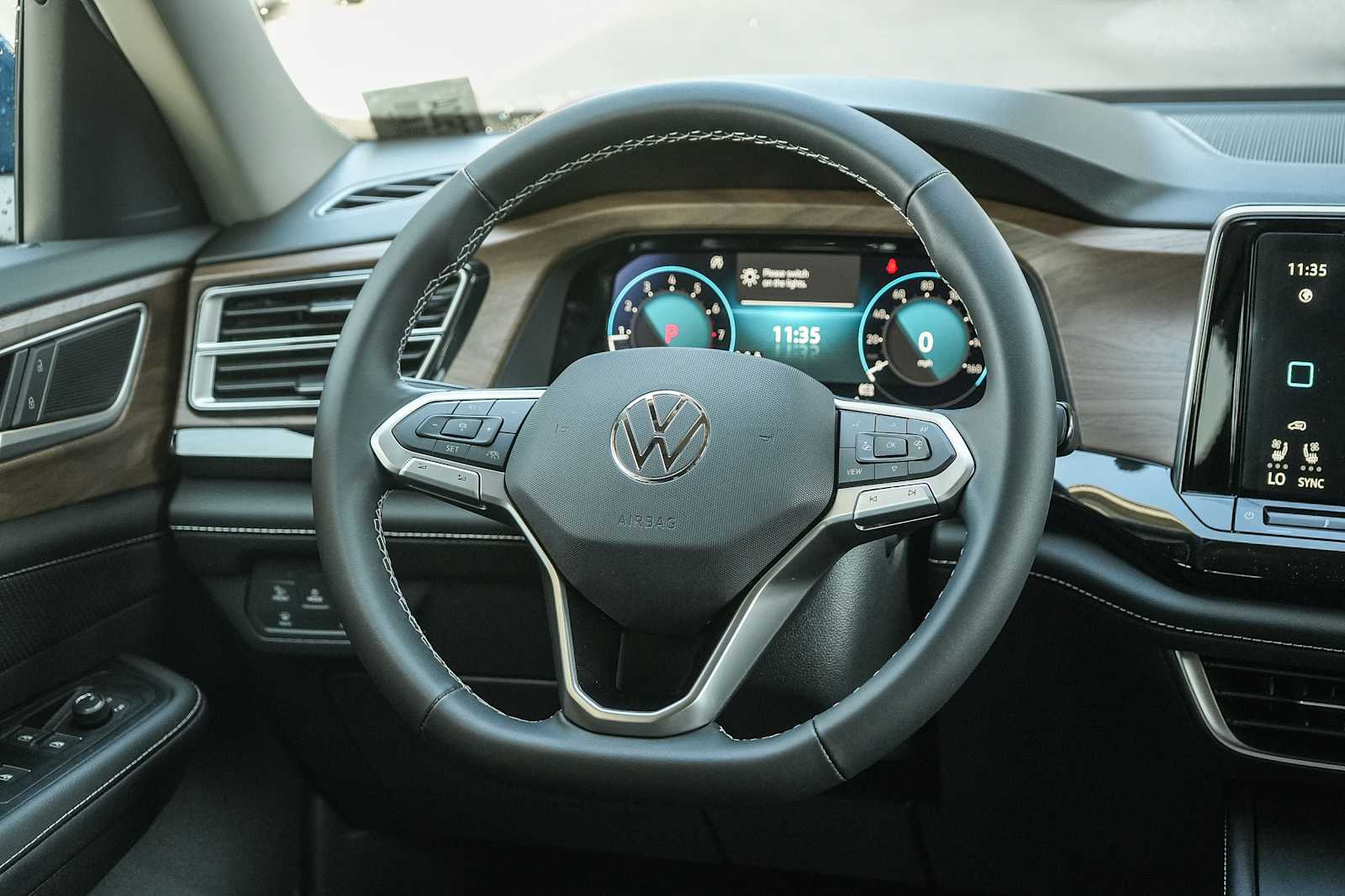 Thumbnail: 2026 Volkswagen Atlas - 17
