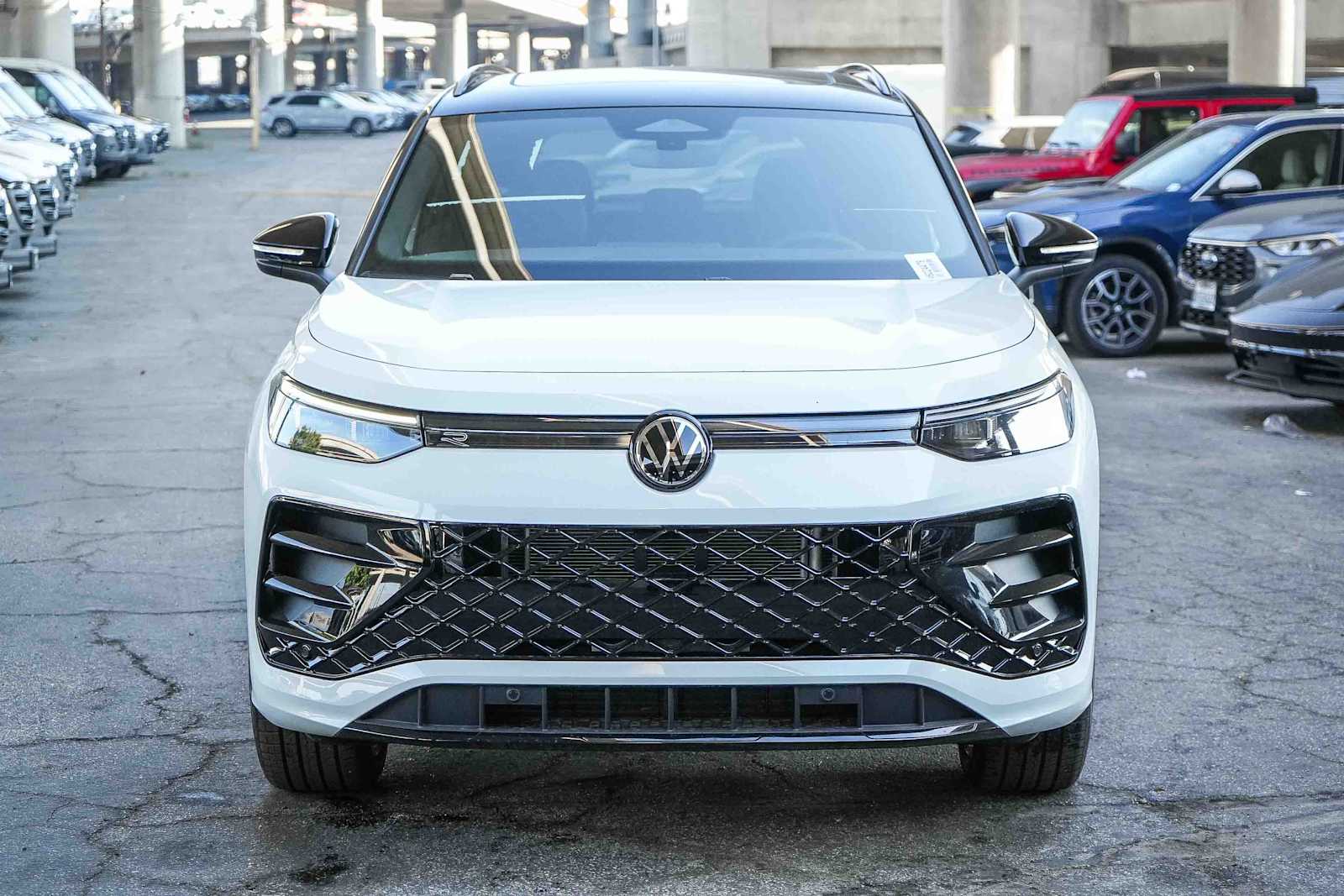 Thumbnail: 2026 Volkswagen Tiguan - 2