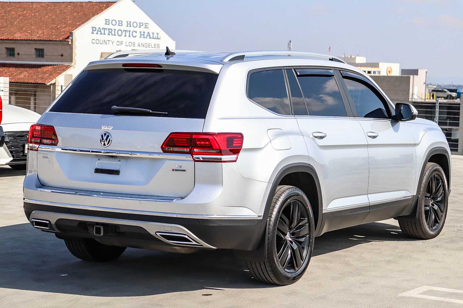 Thumbnail: 2019 Volkswagen Atlas - 4