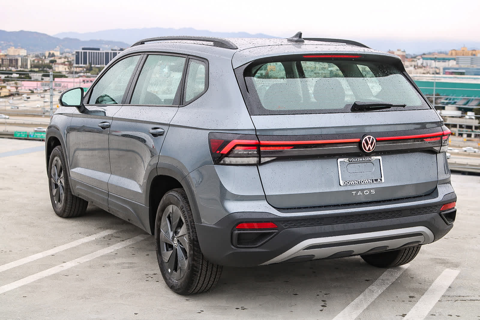 Thumbnail: 2025 Volkswagen Taos - 8