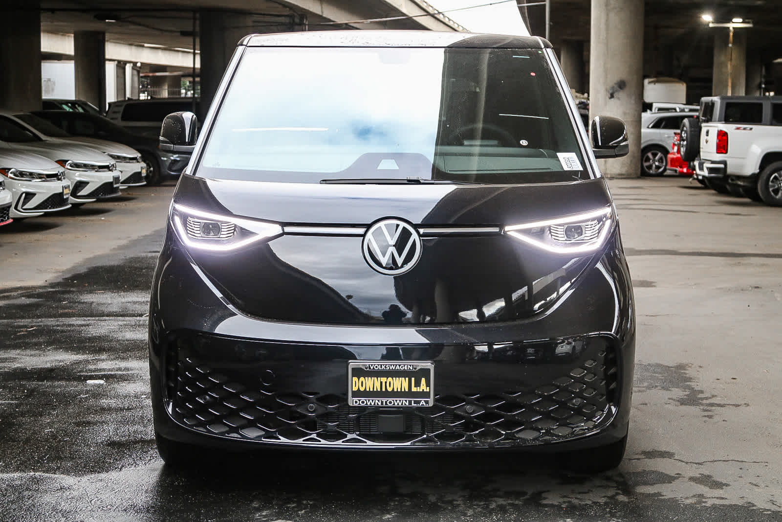 2025 Volkswagen ID. Buzz Pro S photo 2