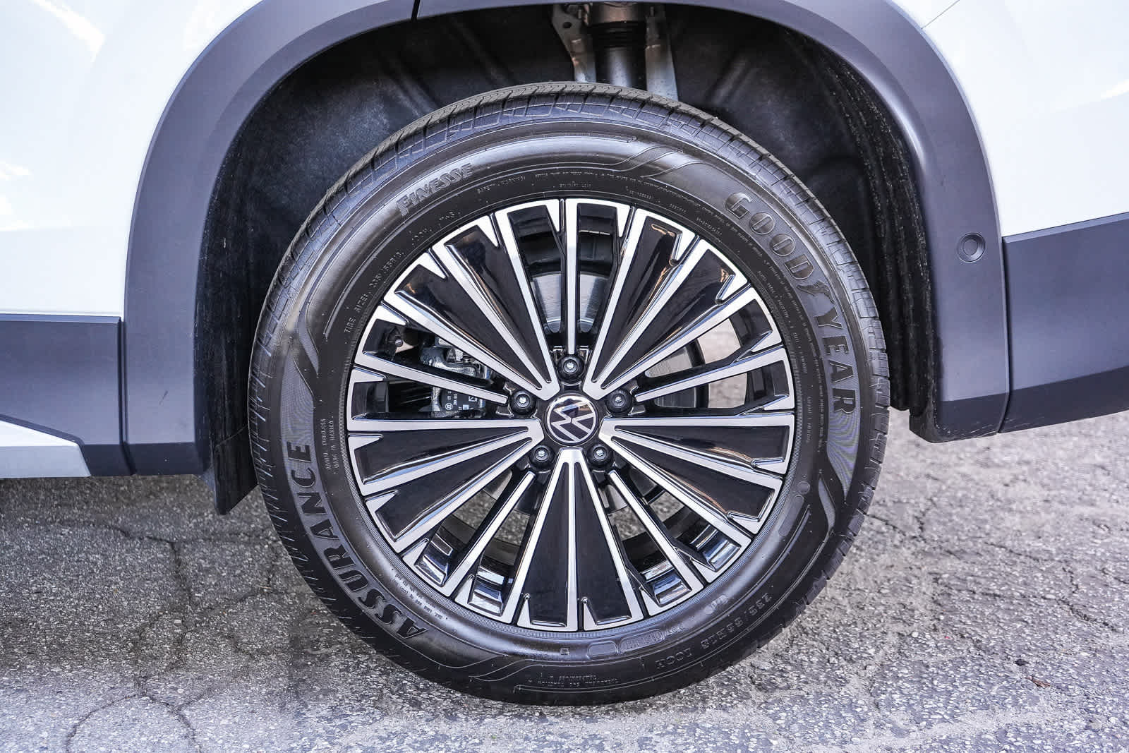 Thumbnail: 2026 Volkswagen Tiguan - 10