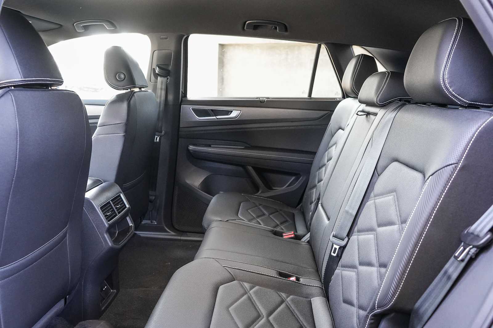 Thumbnail: 2026 Volkswagen Atlas - 20