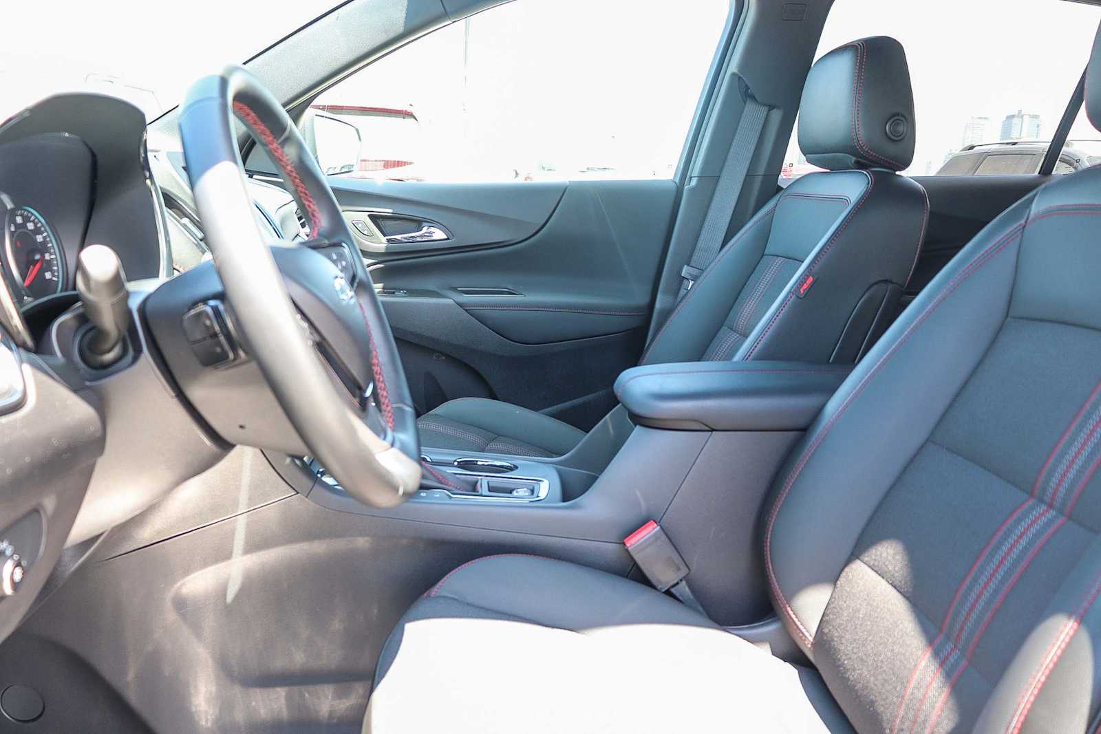 Thumbnail: 2023 Chevrolet Equinox - 19