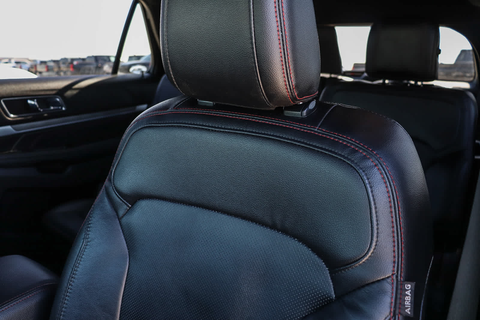 Thumbnail: 2019 Ford Explorer - 29