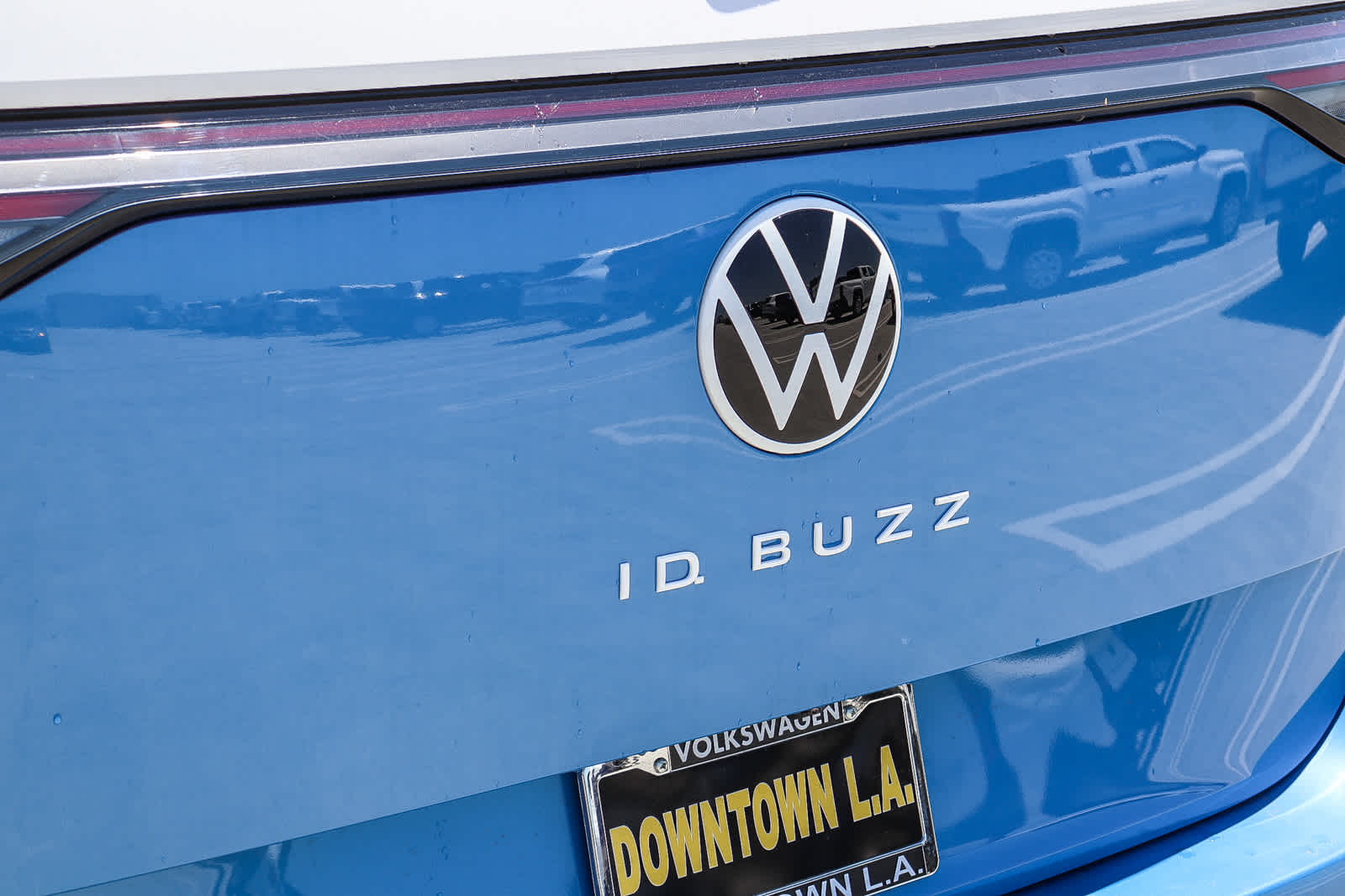 Thumbnail: 2025 Volkswagen ID.Buzz - 8