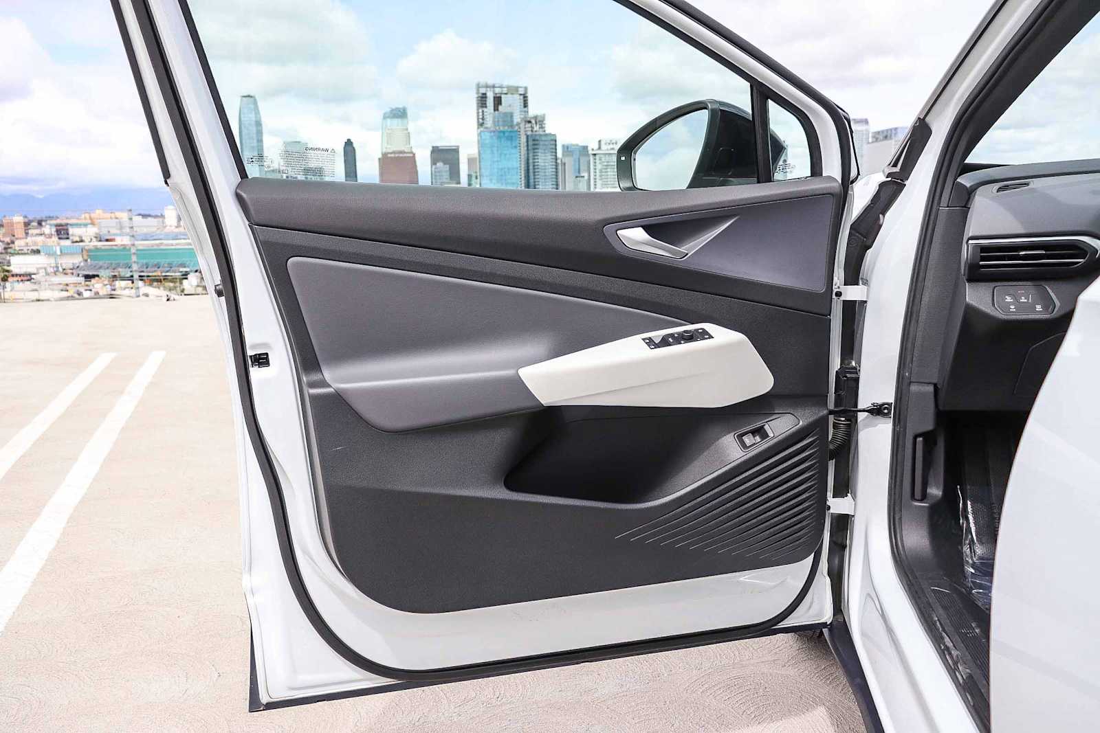 Thumbnail: 2021 Volkswagen ID.4 - 20