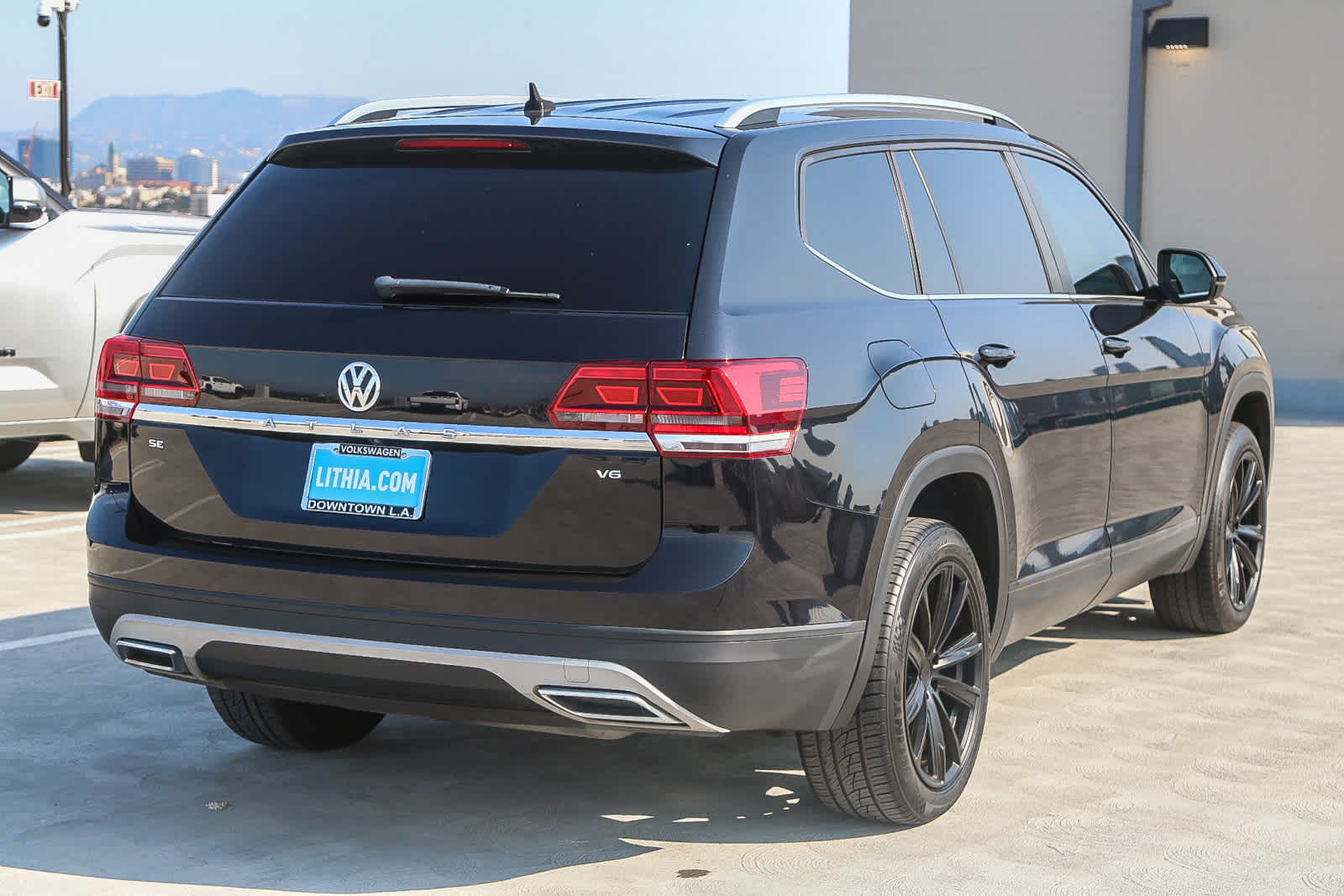 Thumbnail: 2018 Volkswagen Atlas - 6