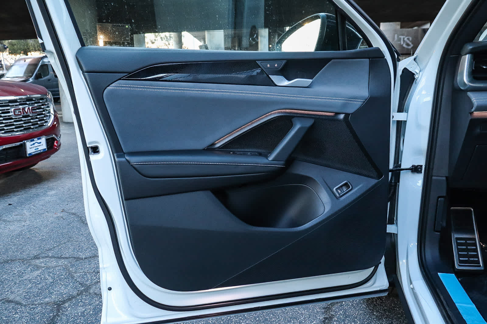 Thumbnail: 2026 Volkswagen Tiguan - 23