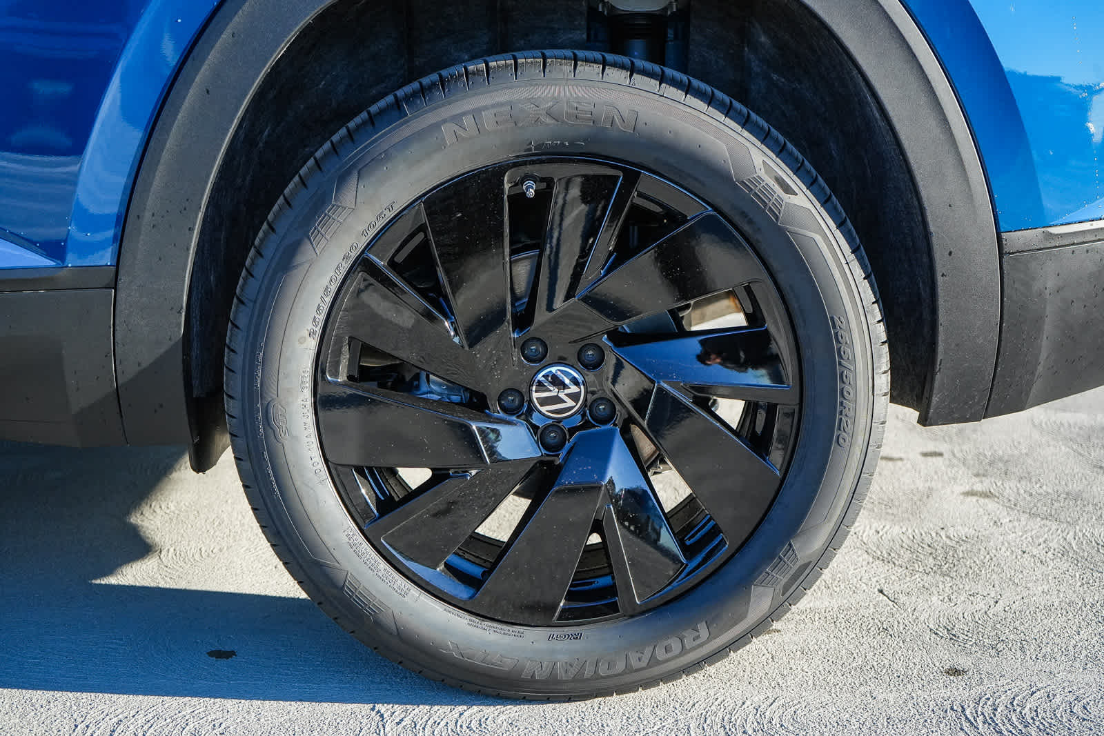 Thumbnail: 2026 Volkswagen Atlas - 10