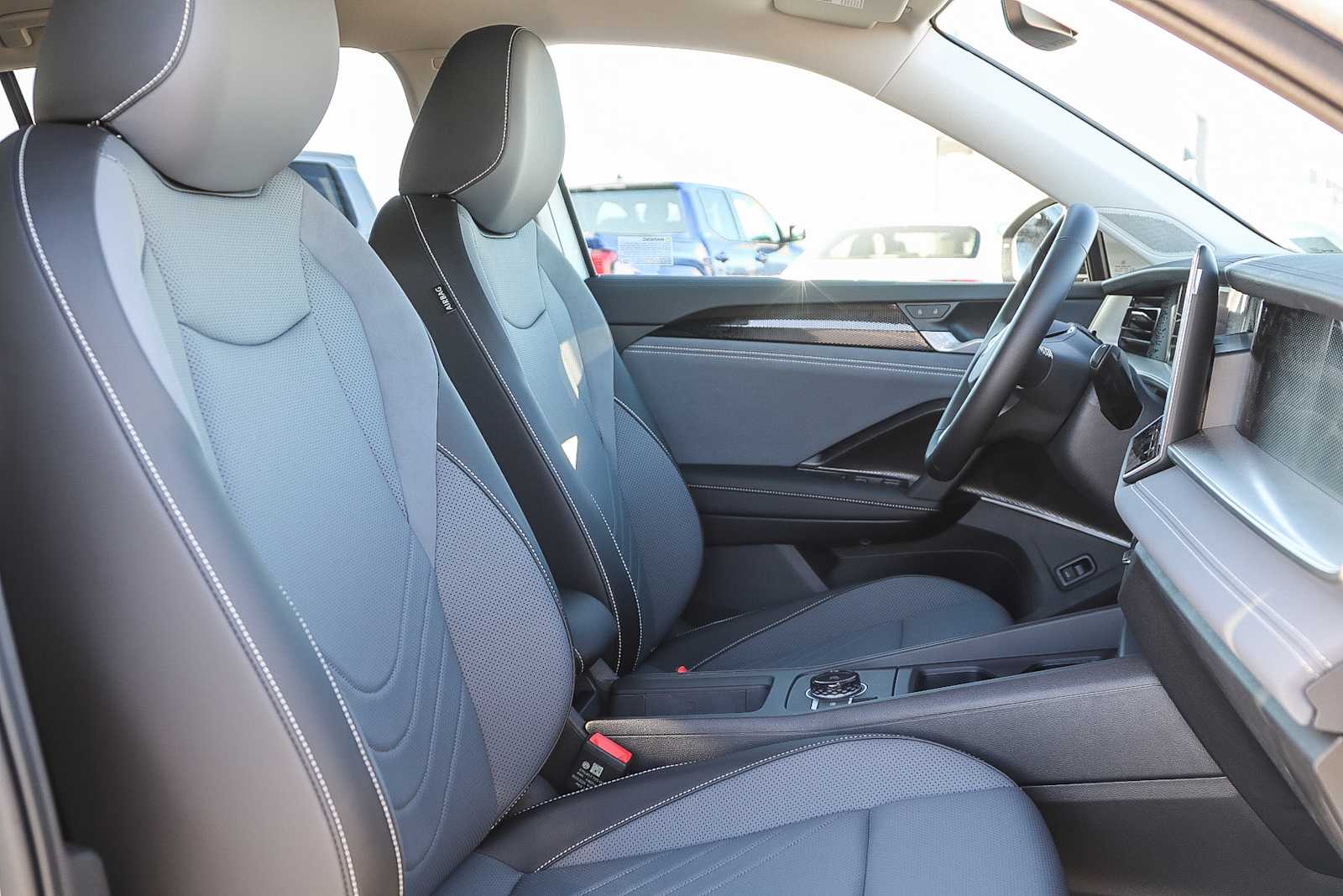 Thumbnail: 2025 Volkswagen Tiguan - 19