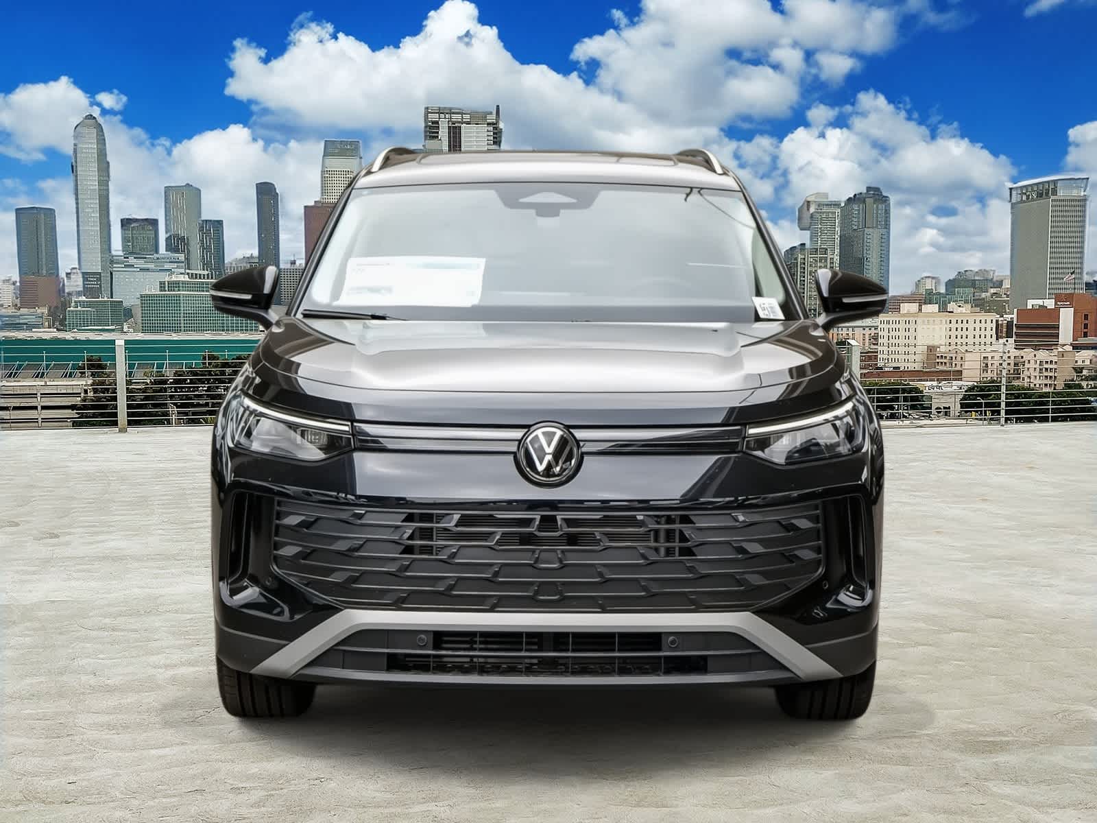 Thumbnail: 2026 Volkswagen Tiguan - 2