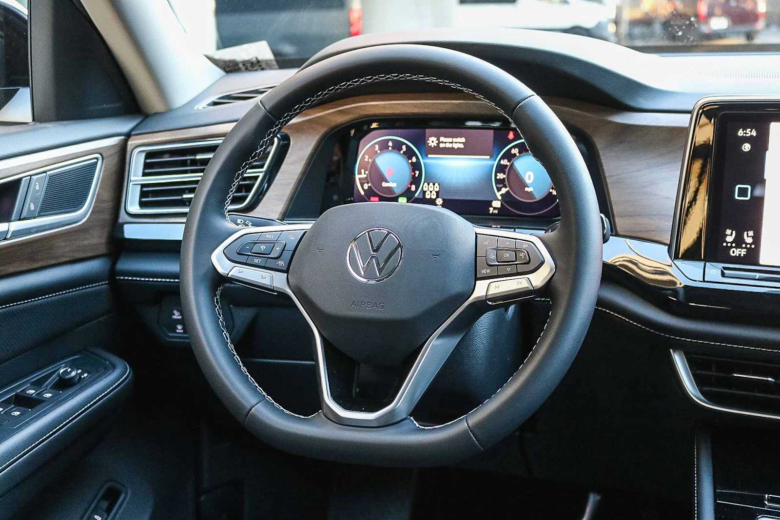 Thumbnail: 2026 Volkswagen Atlas - 17