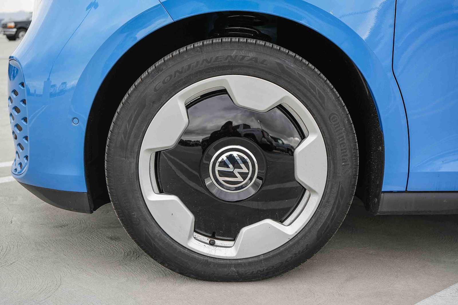 Thumbnail: 2025 Volkswagen ID.Buzz - 11