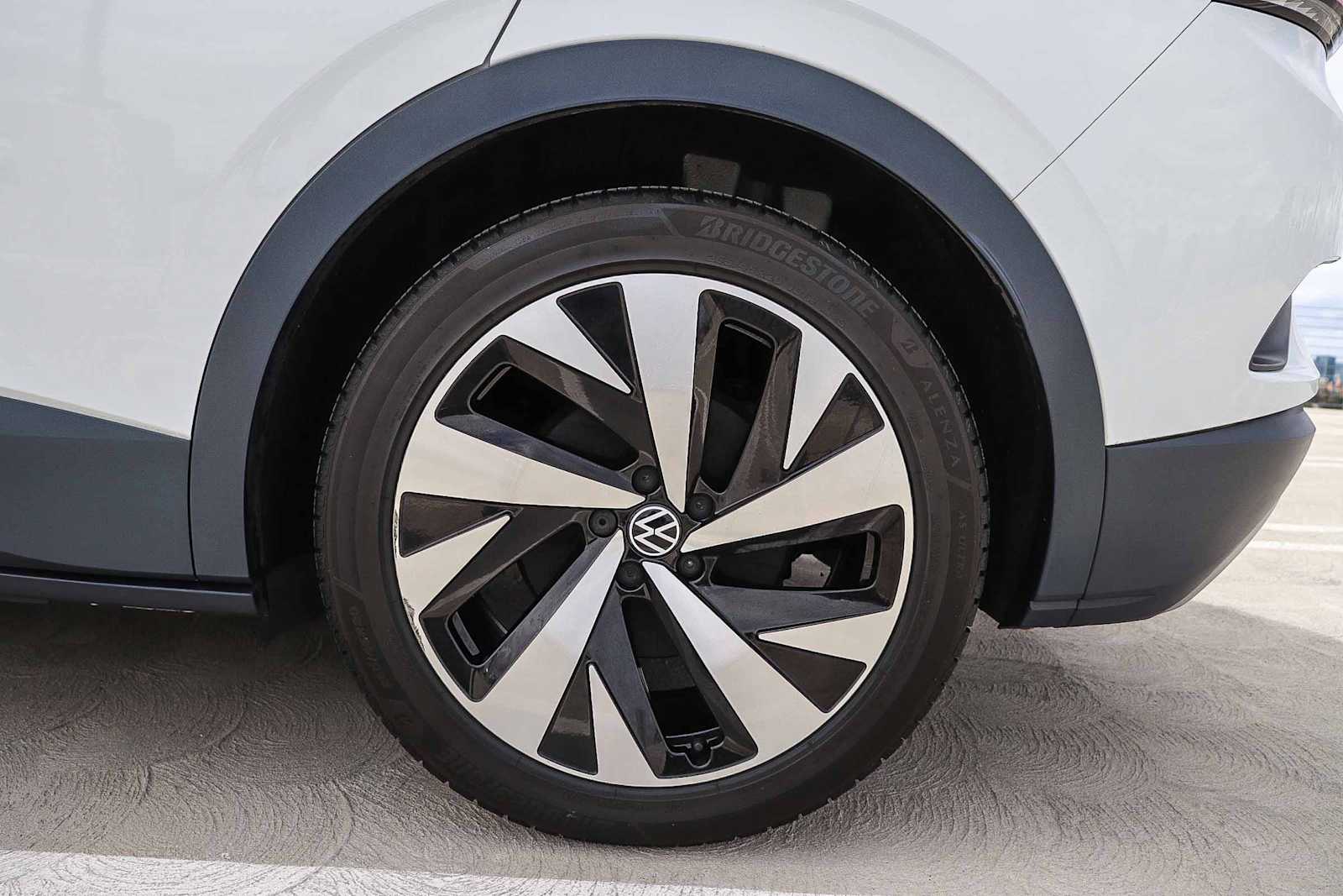 Thumbnail: 2021 Volkswagen ID.4 - 10