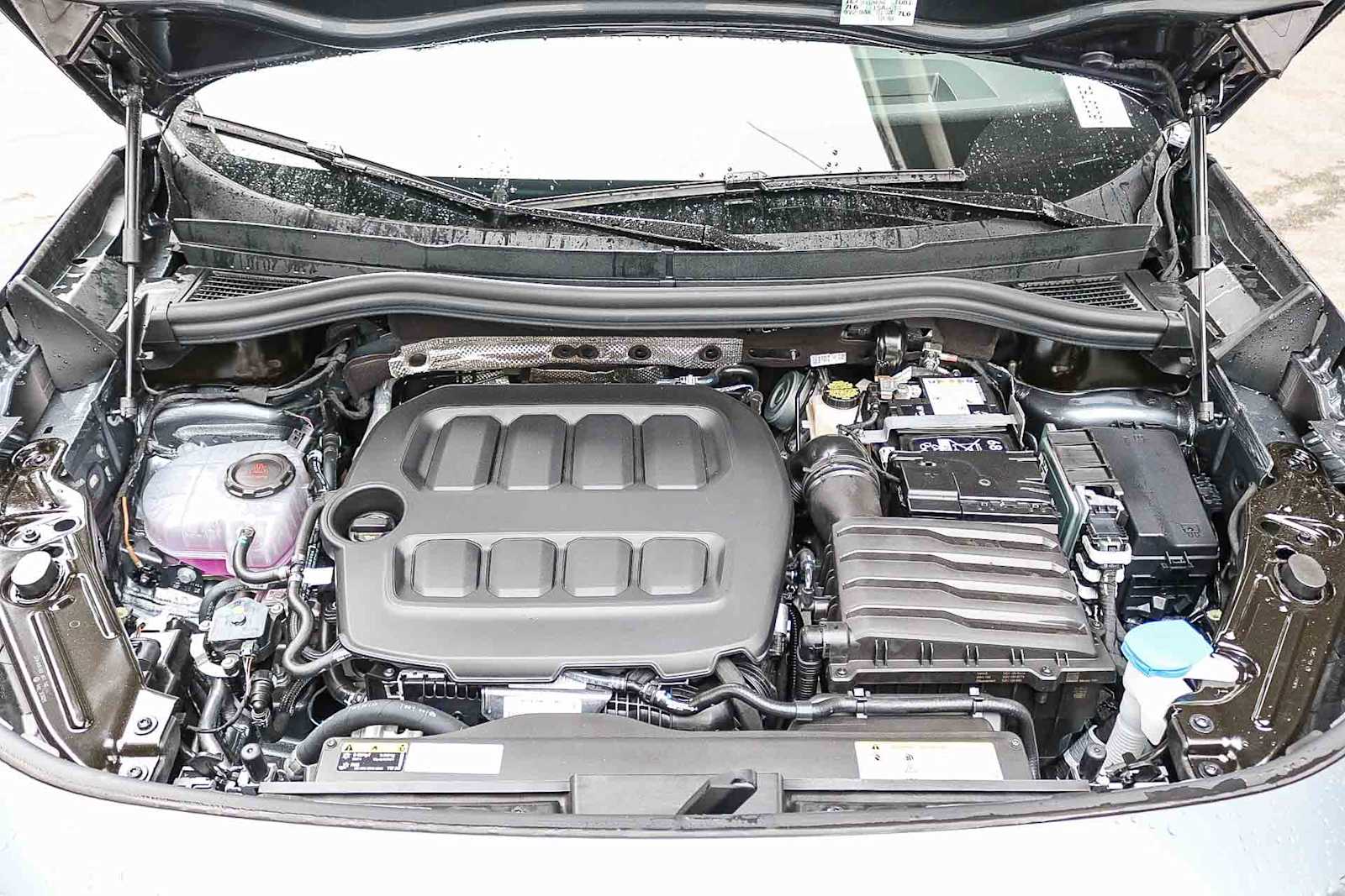 Thumbnail: 2026 Volkswagen Tiguan - 12