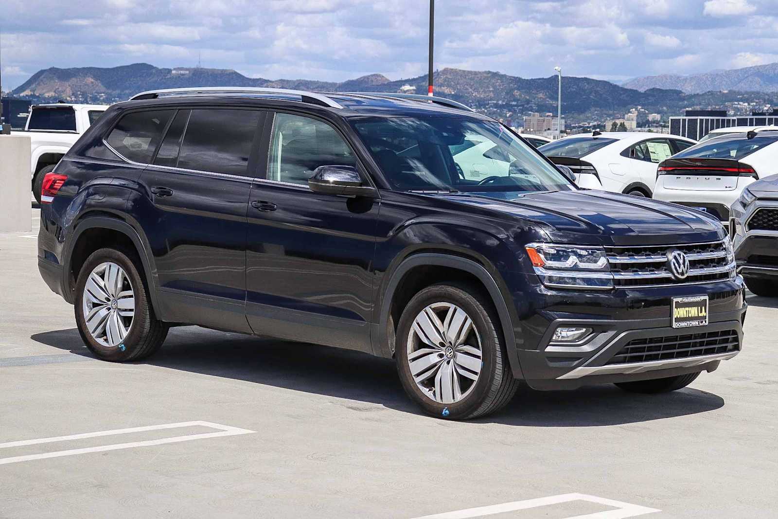 Thumbnail: 2019 Volkswagen Atlas - 3