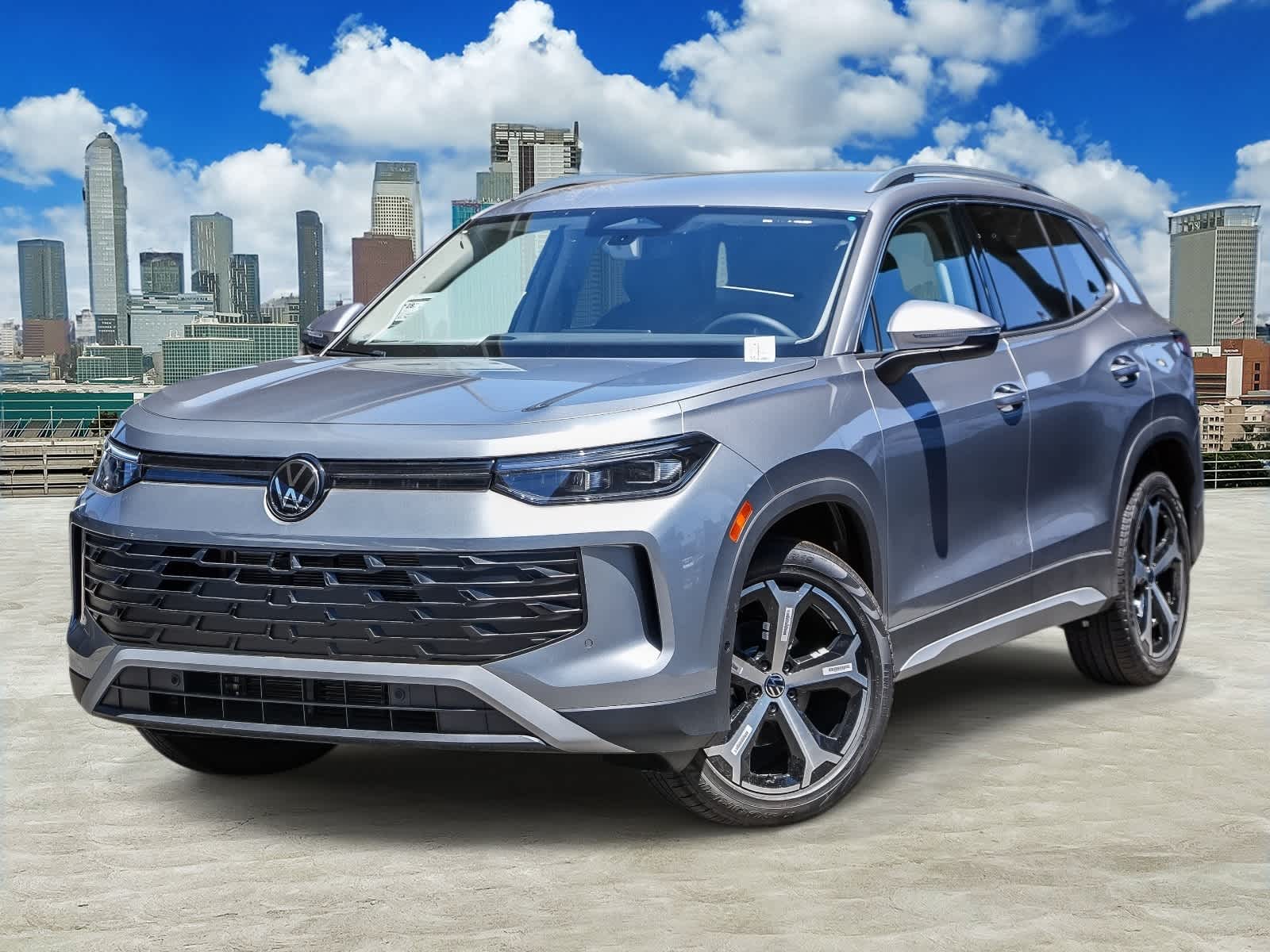 Thumbnail: 2026 Volkswagen Tiguan - 1
