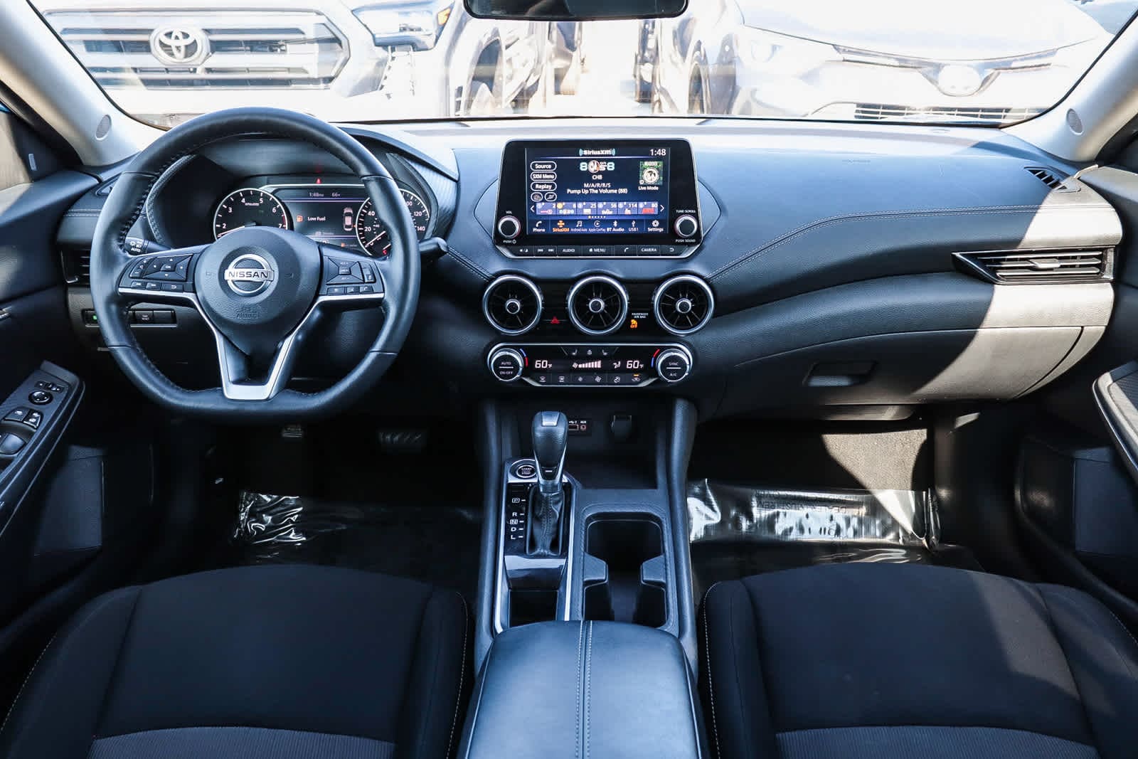 Thumbnail: 2022 Nissan Sentra - 12