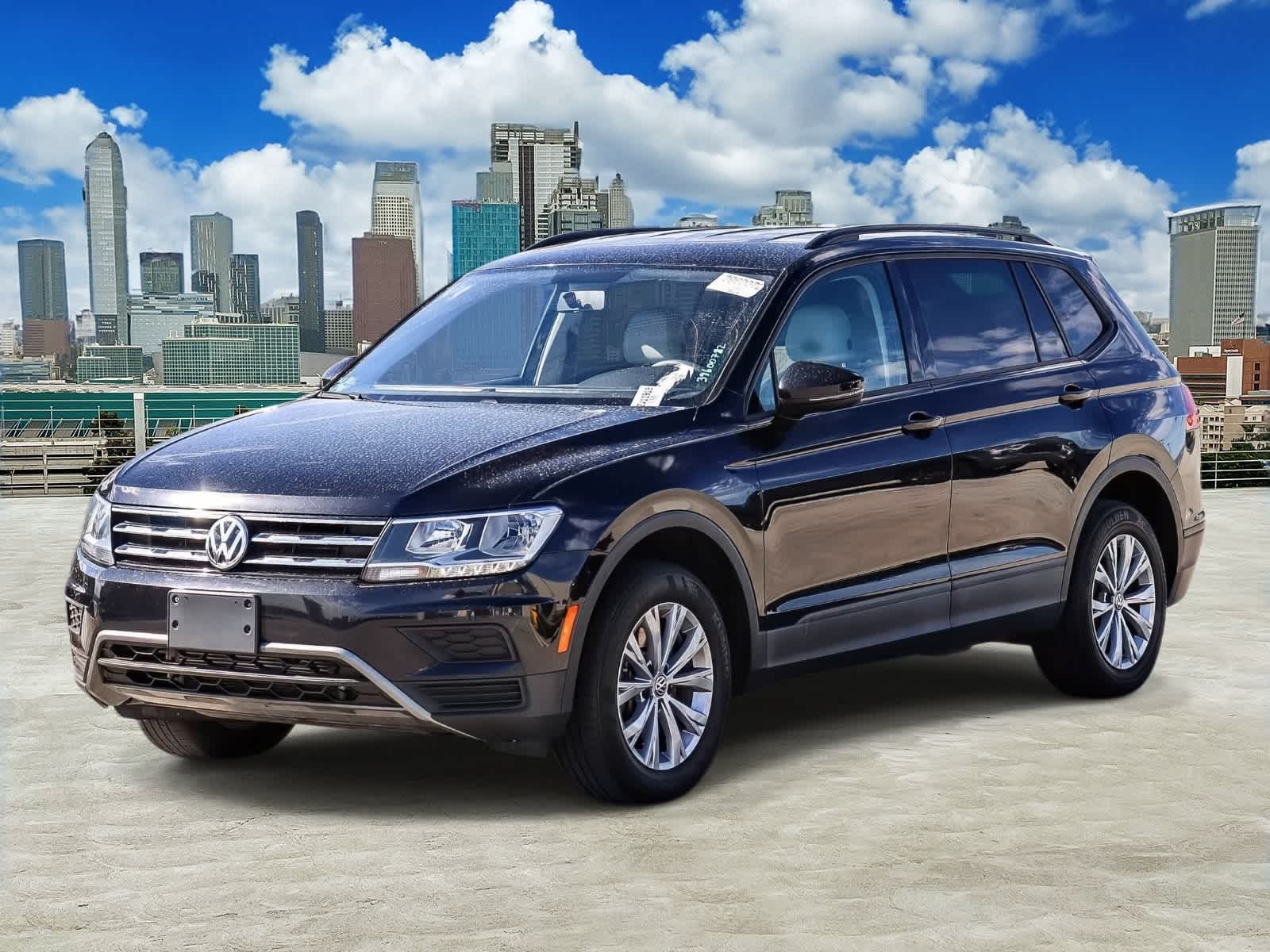 Thumbnail: 2020 Volkswagen Tiguan - 1