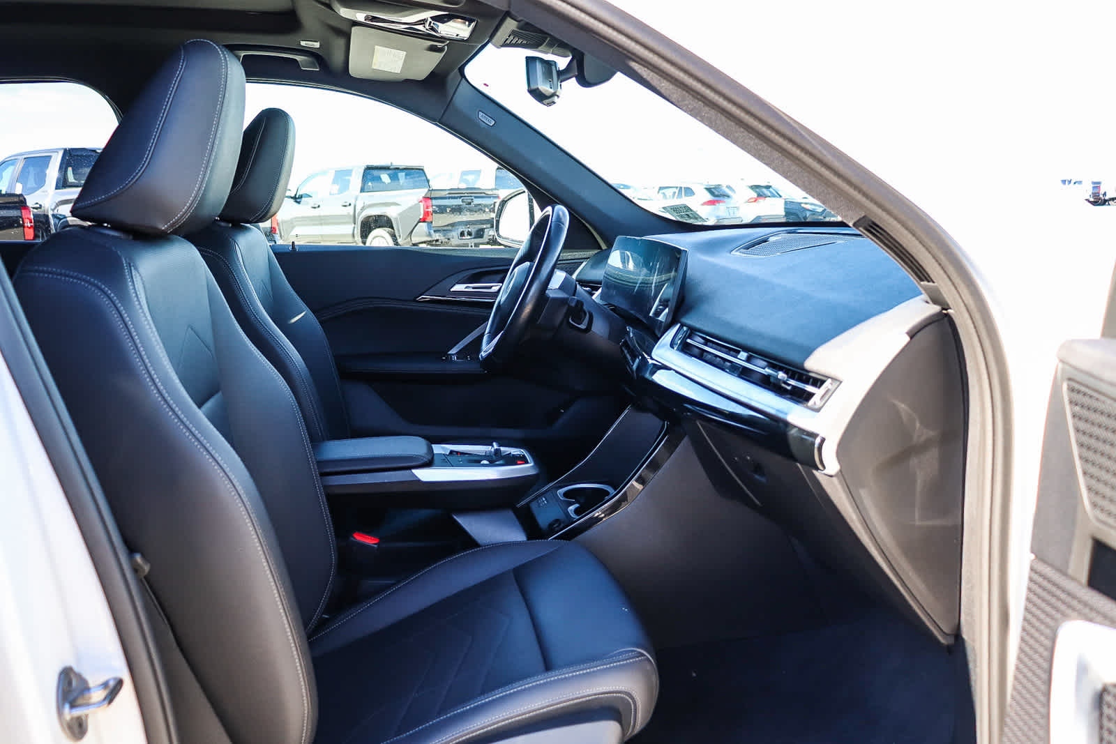 Thumbnail: 2023 BMW X1 - 10