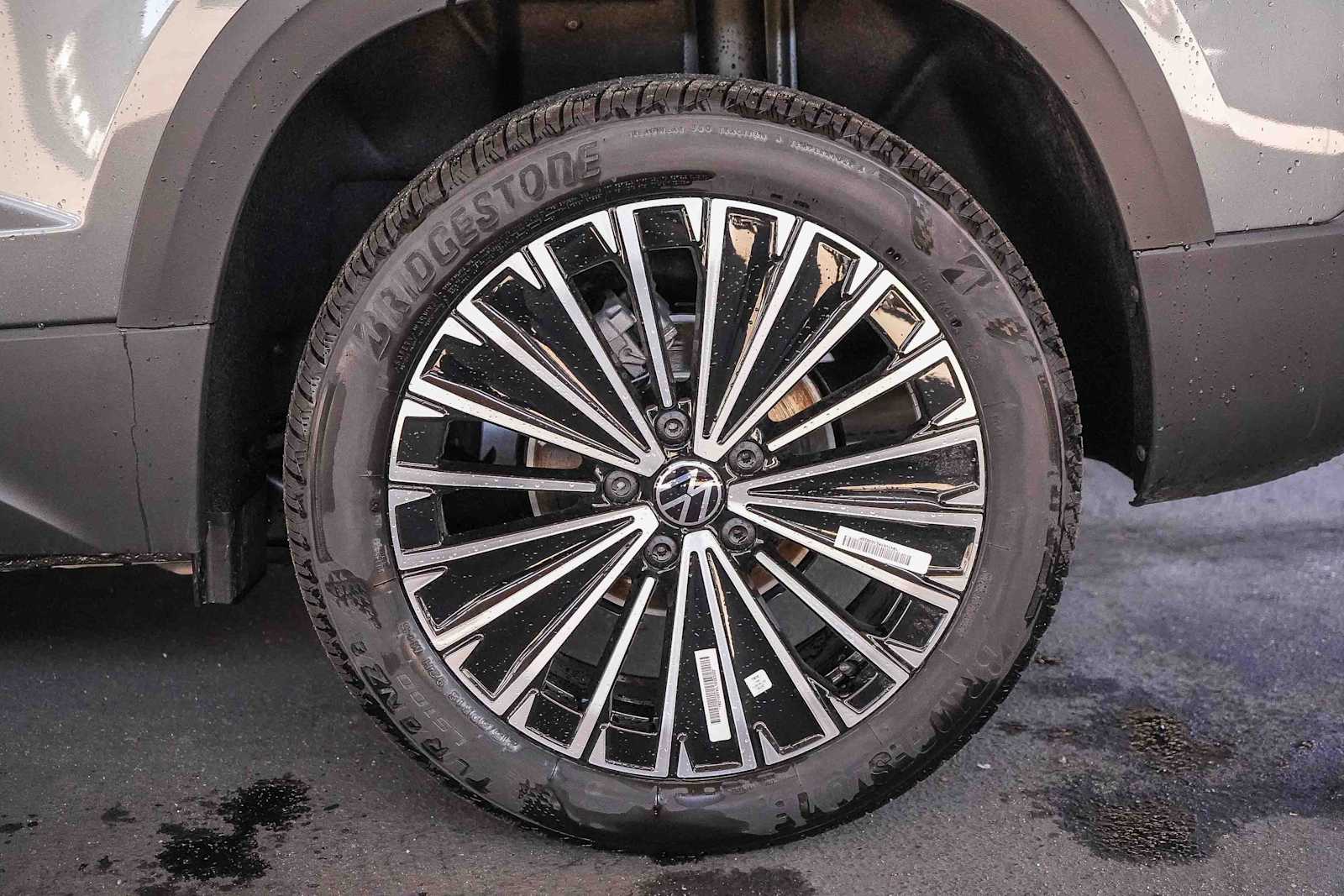 Thumbnail: 2026 Volkswagen Taos - 10