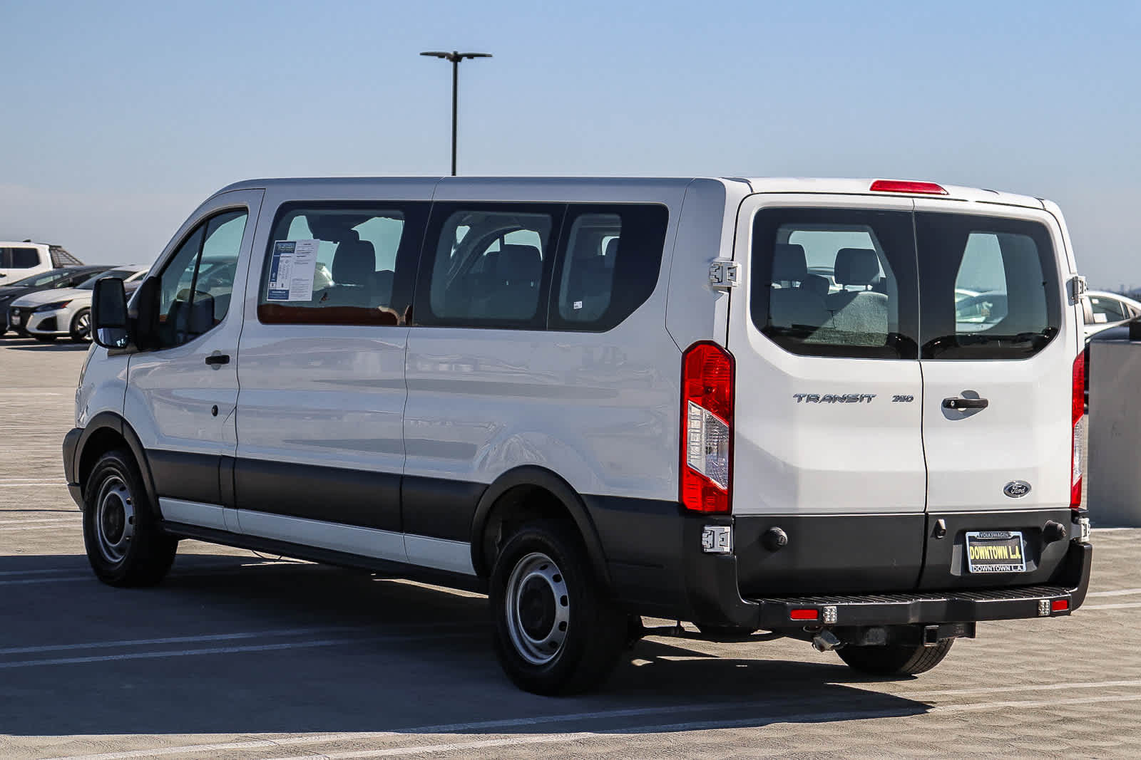 Thumbnail: 2018 Ford Transit Series - 6