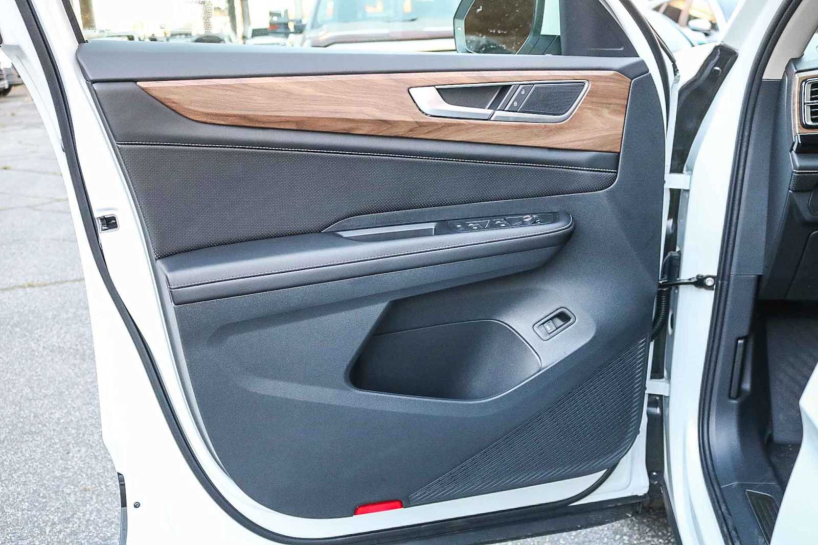 Thumbnail: 2026 Volkswagen Atlas - 22