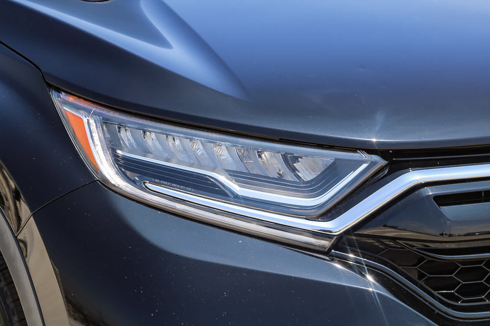 2021 Honda CR-V Touring photo 4
