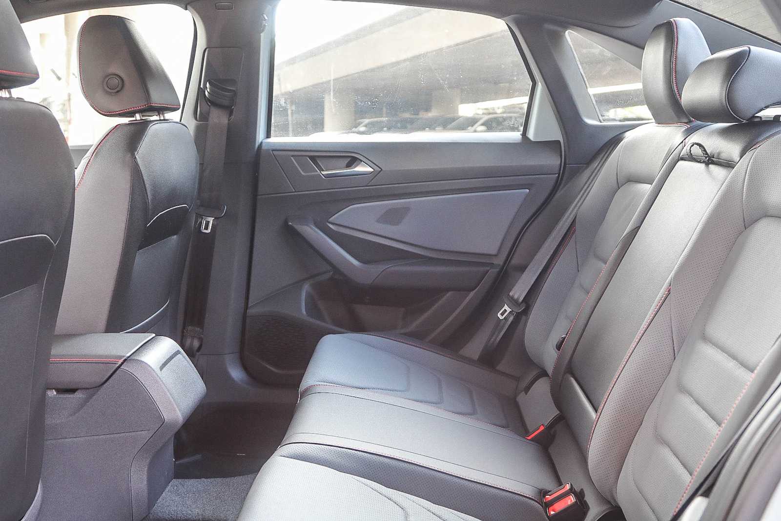 Thumbnail: 2025 Volkswagen Jetta - 18