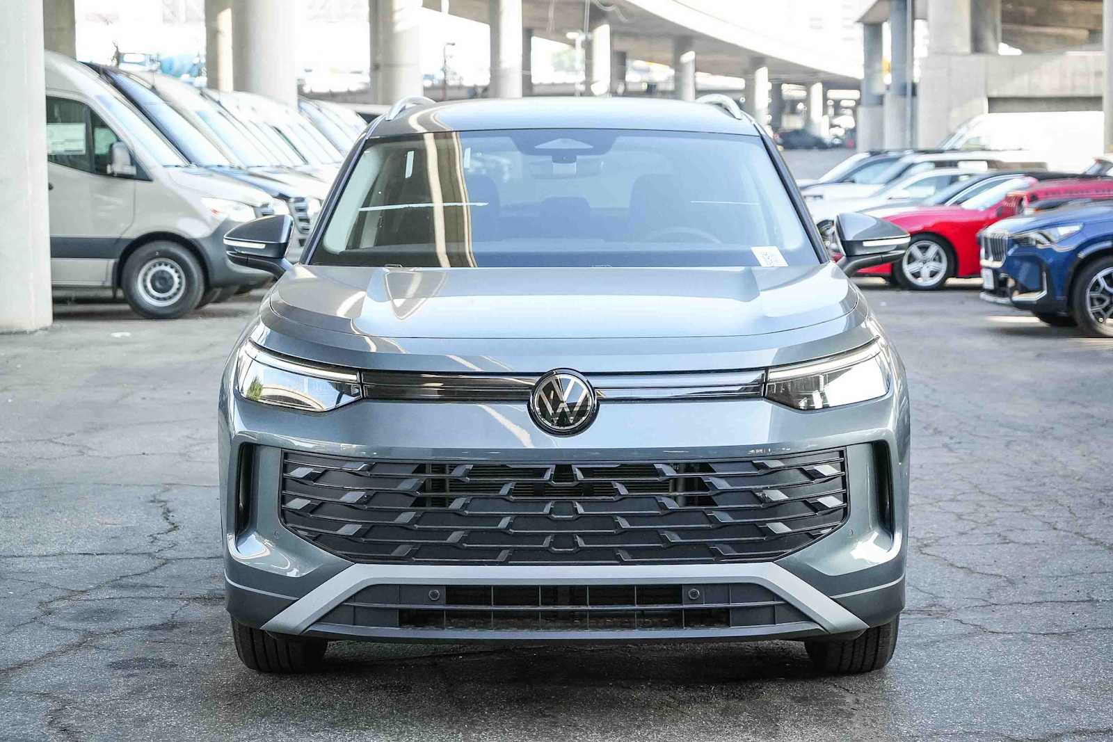 Thumbnail: 2026 Volkswagen Tiguan - 2