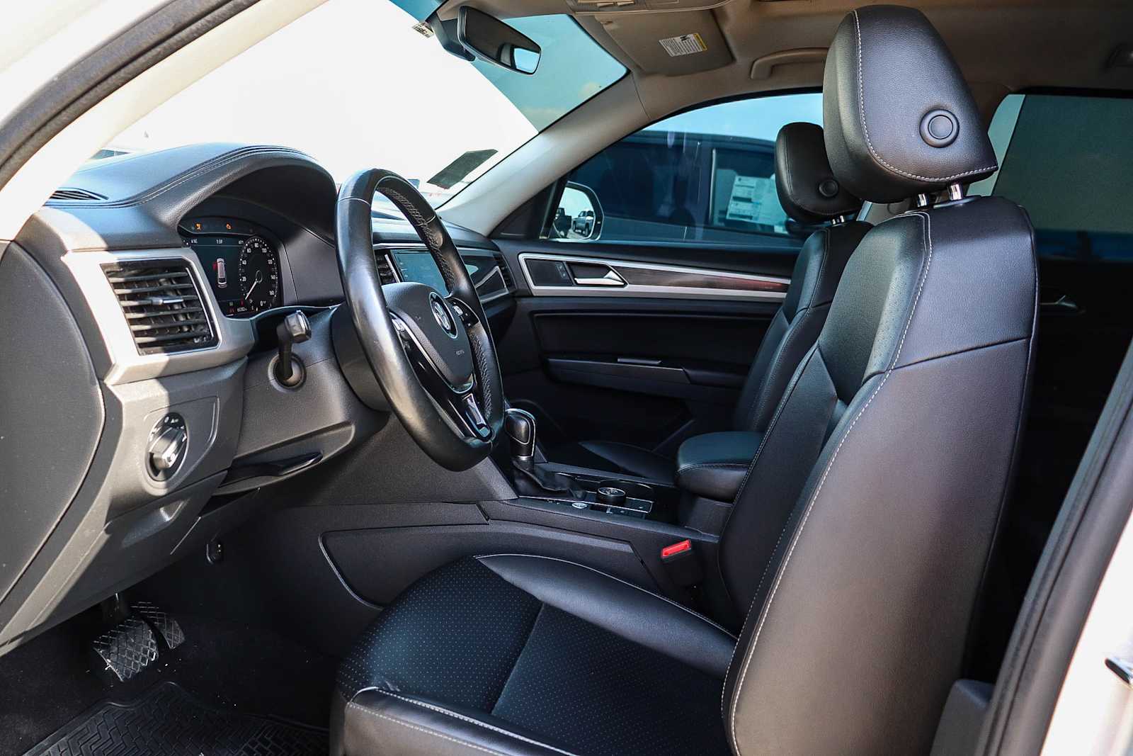 Thumbnail: 2019 Volkswagen Atlas - 18